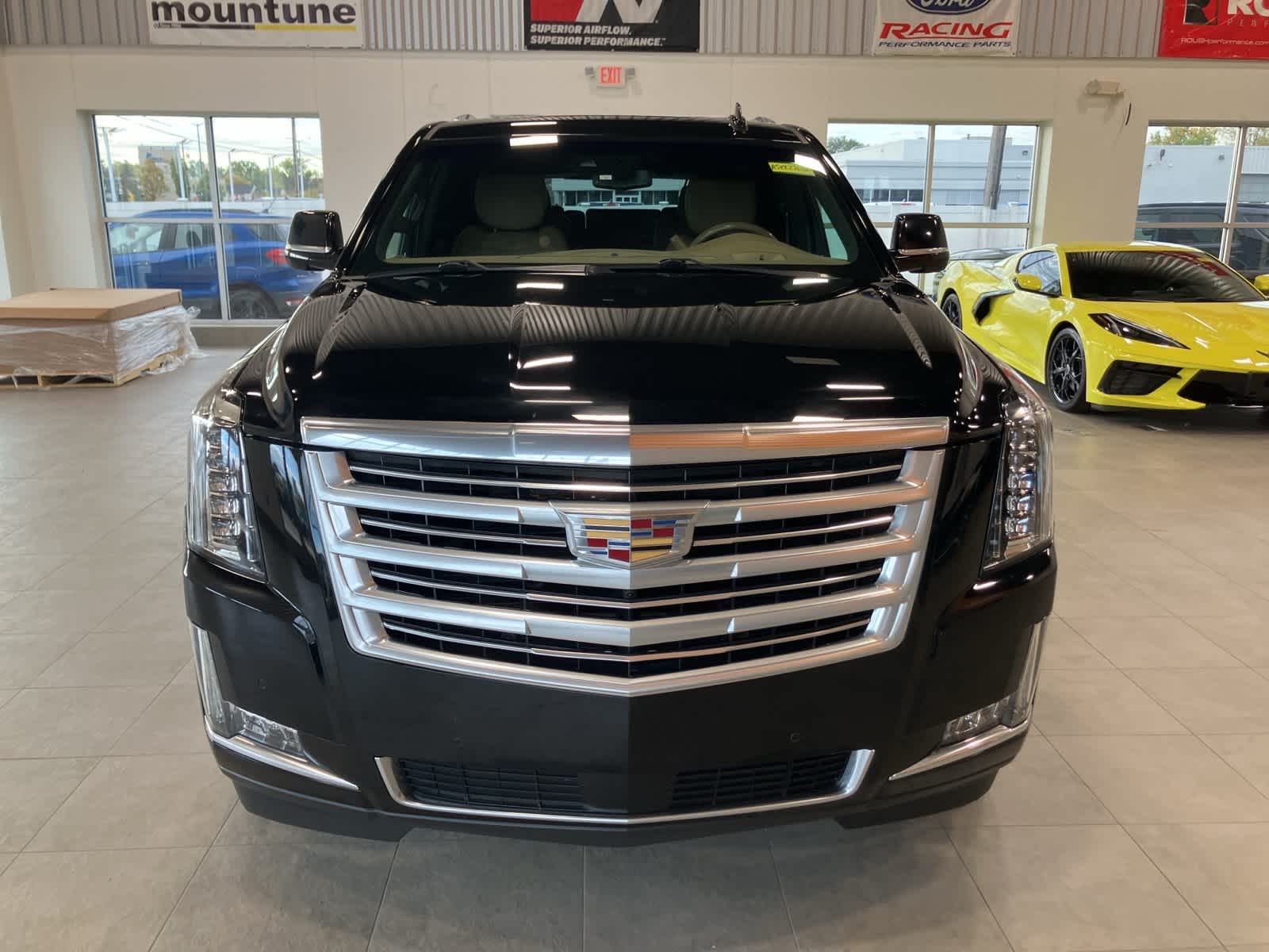 Thumbnail: 2019 Cadillac Escalade - 2