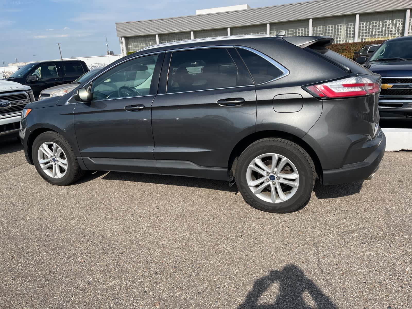 Thumbnail: 2020 Ford Edge - 7