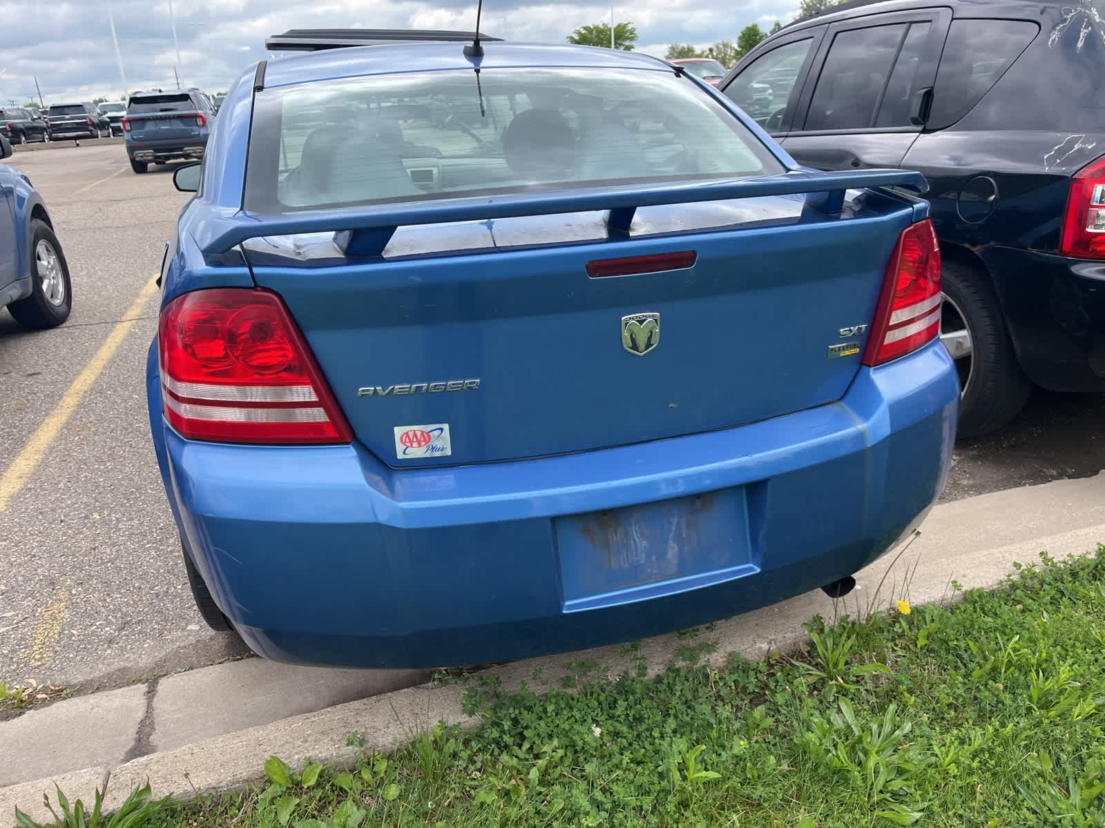 Thumbnail: 2008 Dodge Avenger - 10
