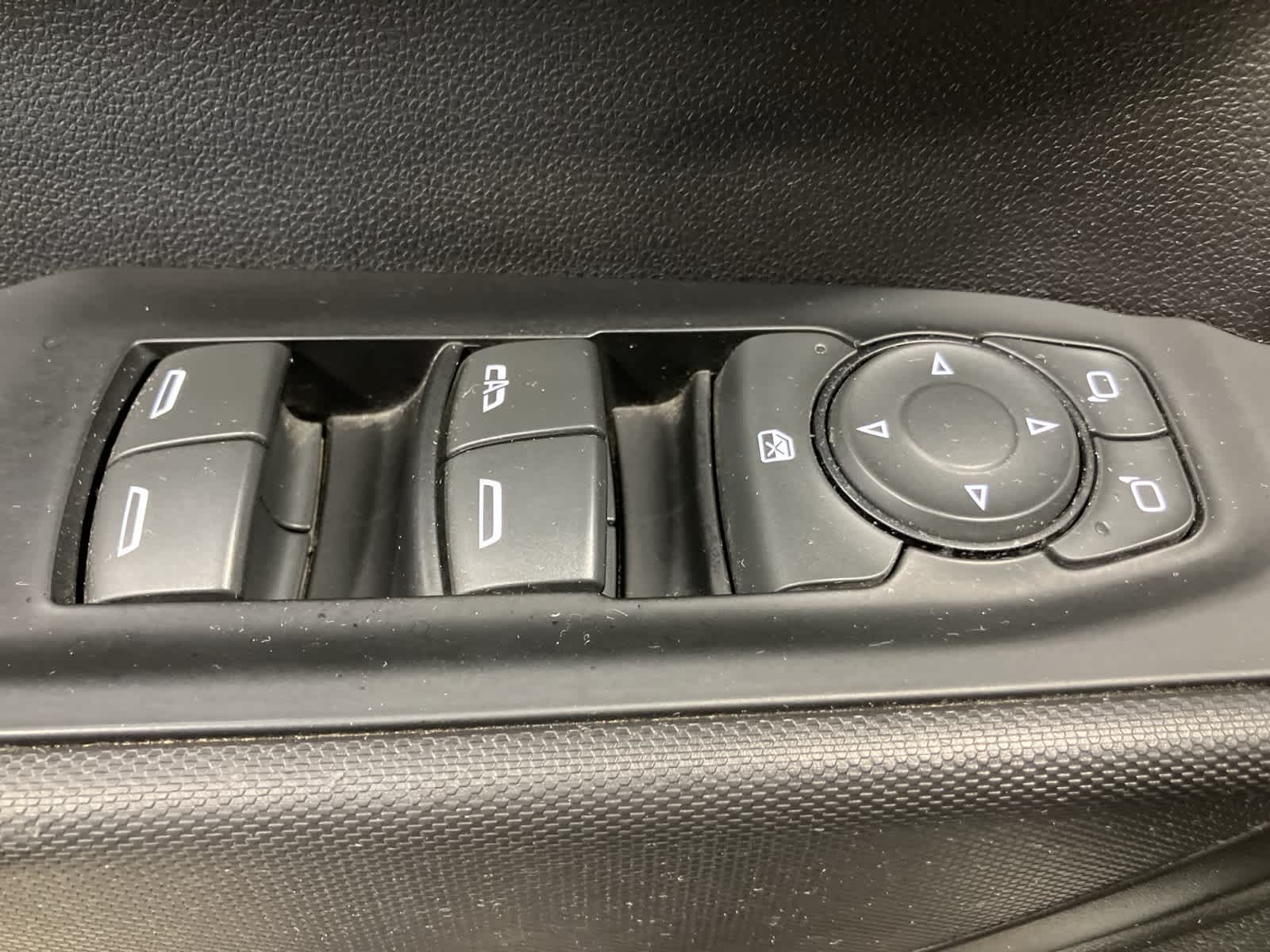 Thumbnail: 2019 Chevrolet Silverado 1500 - 12