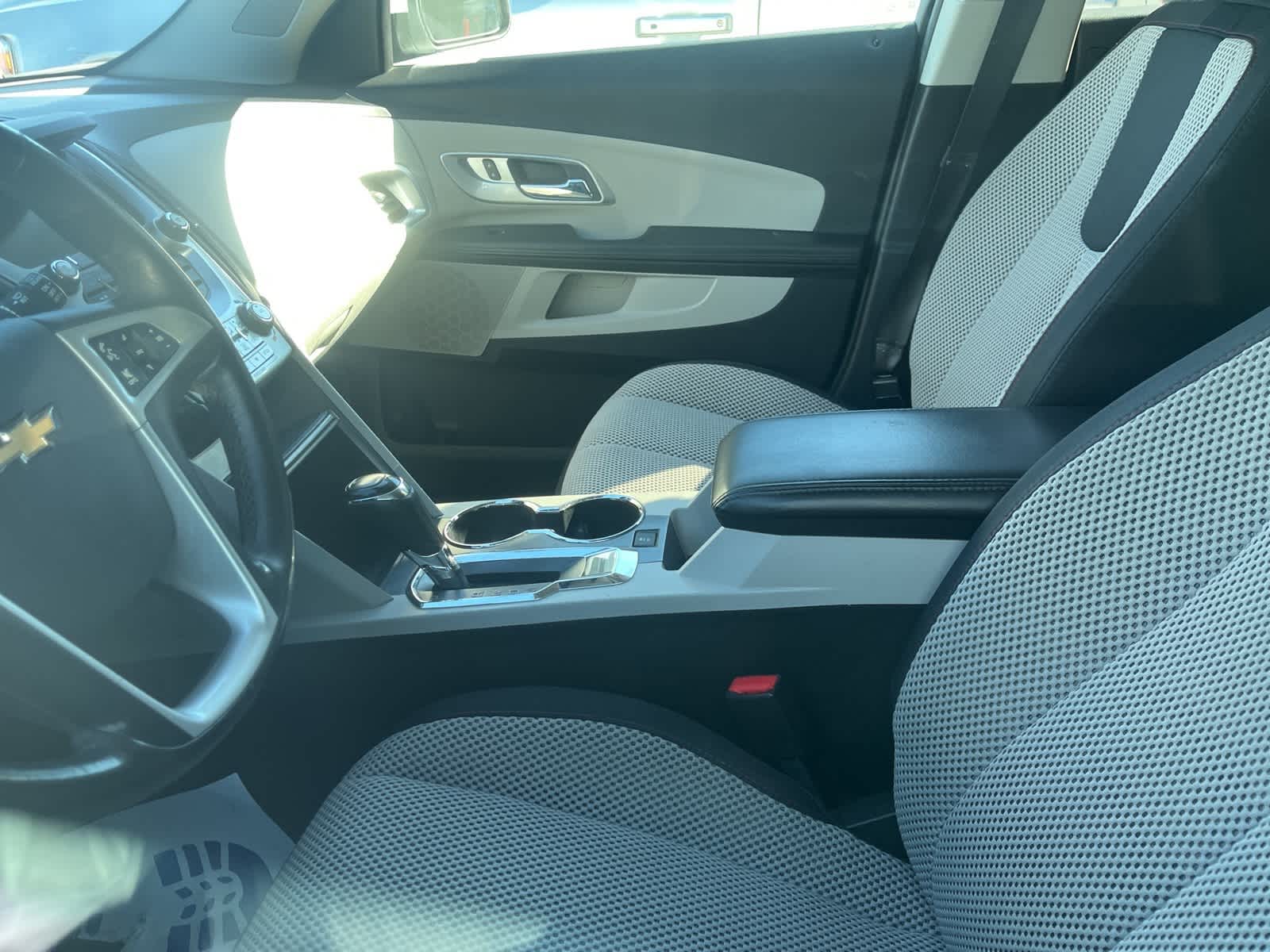 Thumbnail: 2017 Chevrolet Equinox - 25