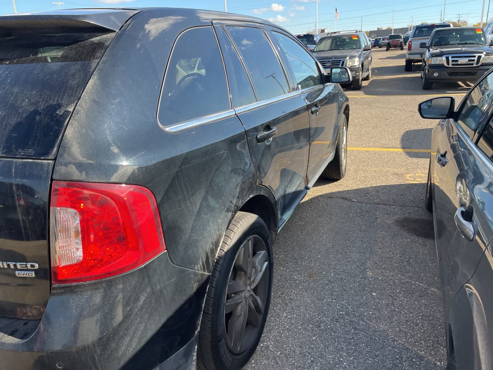 Thumbnail: 2011 Ford Edge - 14