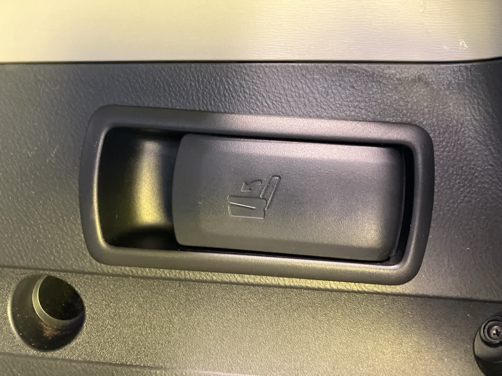 Thumbnail: 2012 Toyota RAV4 - 27