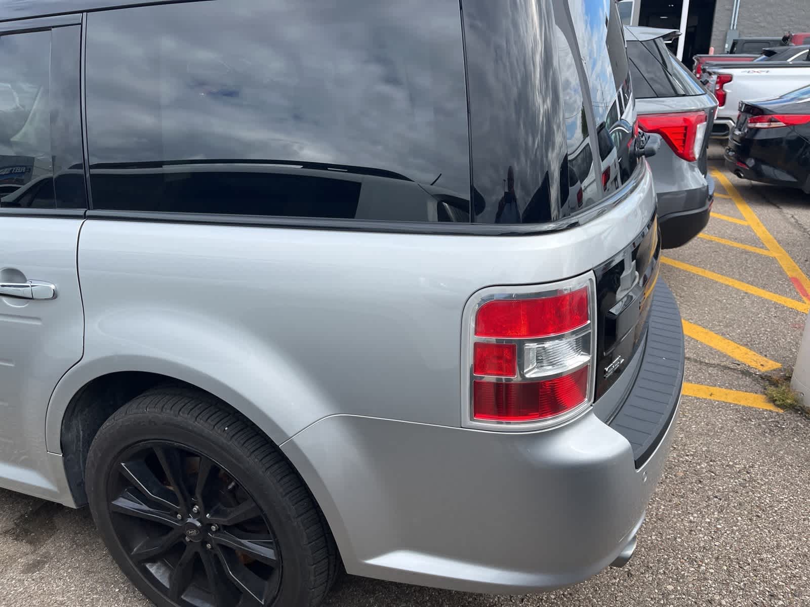 Thumbnail: 2019 Ford Flex - 7