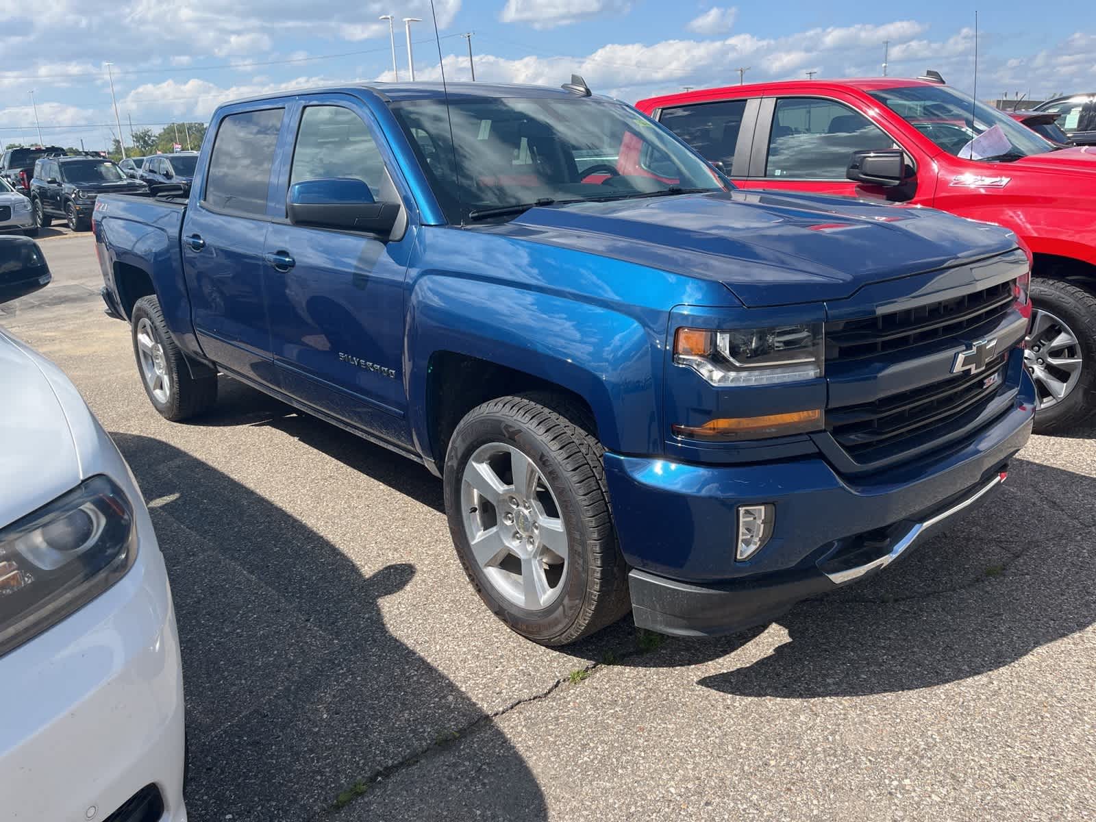 Thumbnail: 2018 Chevrolet Silverado 1500 - 18