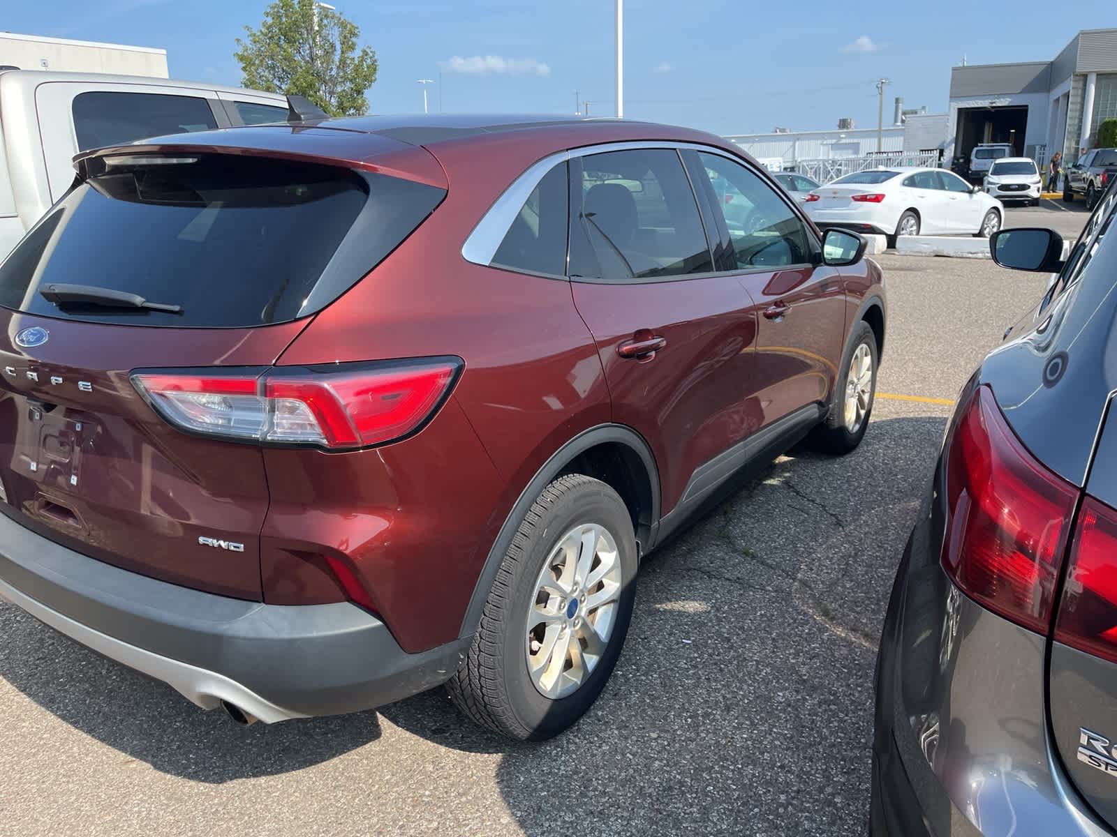 Thumbnail: 2021 Ford Escape - 12