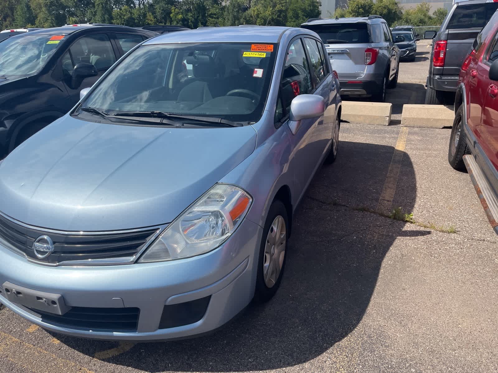 Thumbnail: 2010 Nissan Versa - 4