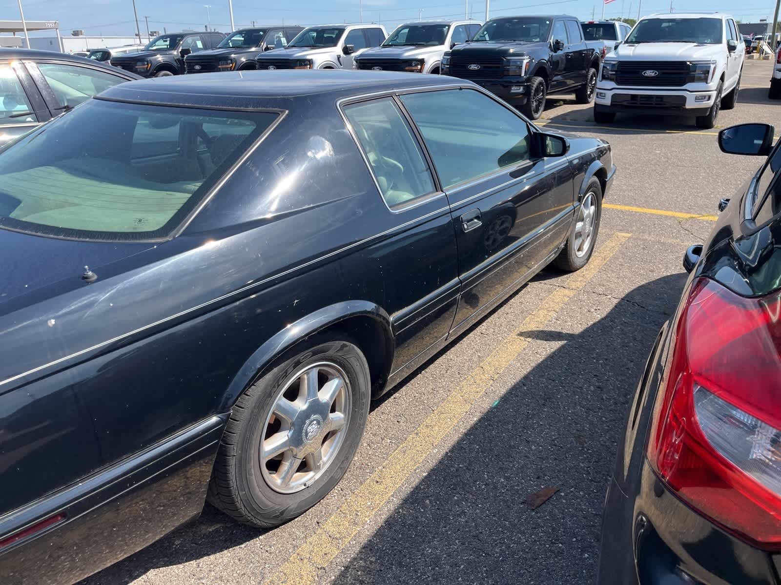 Thumbnail: 2002 Cadillac Eldorado - 15