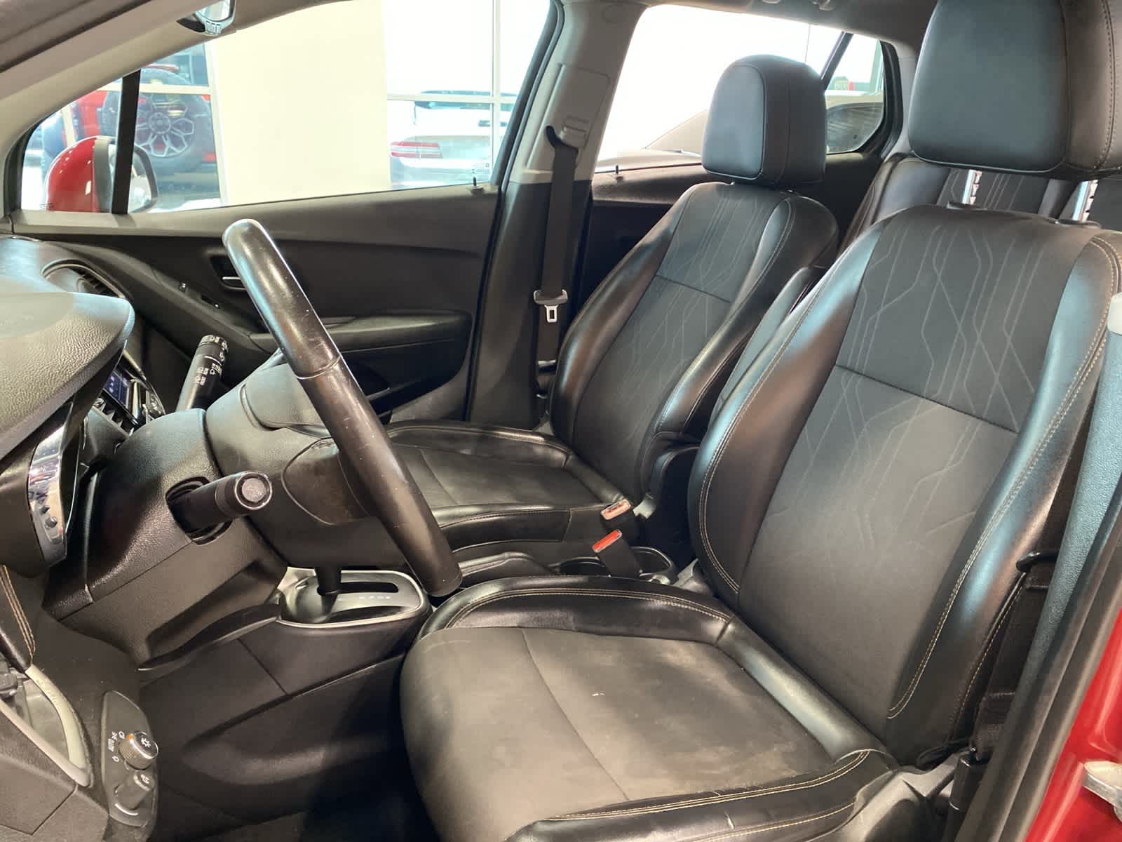 Thumbnail: 2020 Chevrolet Trax - 11