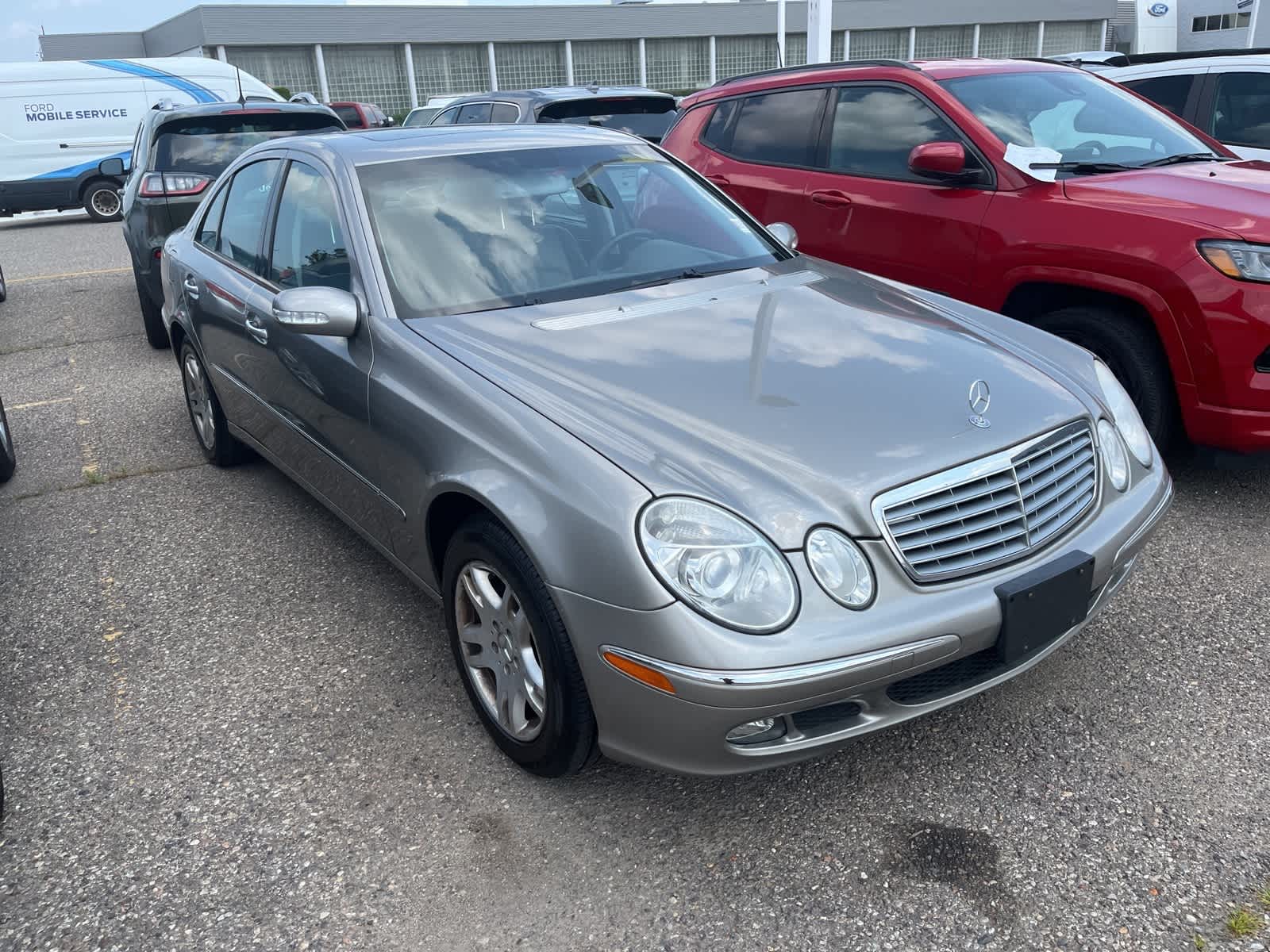 Thumbnail: 2005 Mercedes-Benz E-Class - 19