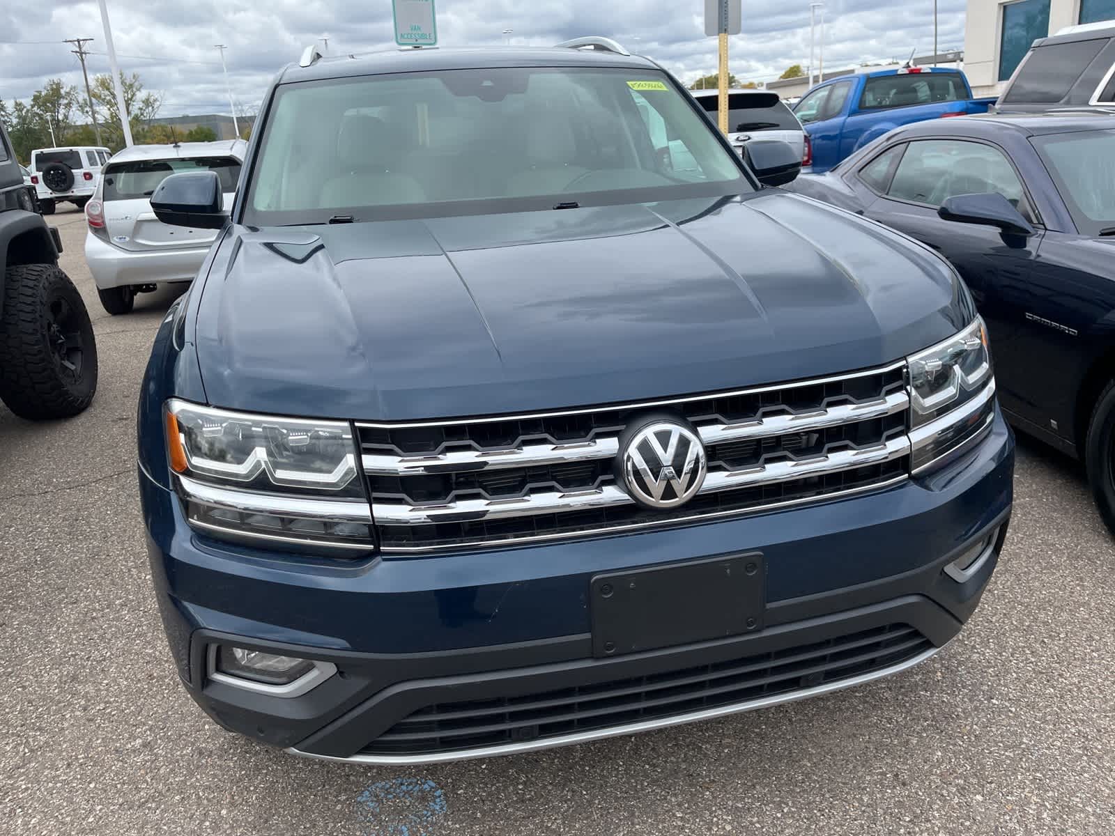 Thumbnail: 2019 Volkswagen Atlas - 19