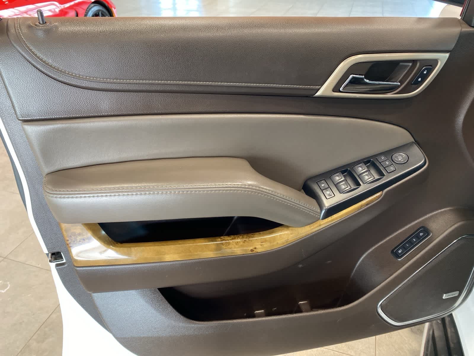 Thumbnail: 2016 GMC Yukon - 17