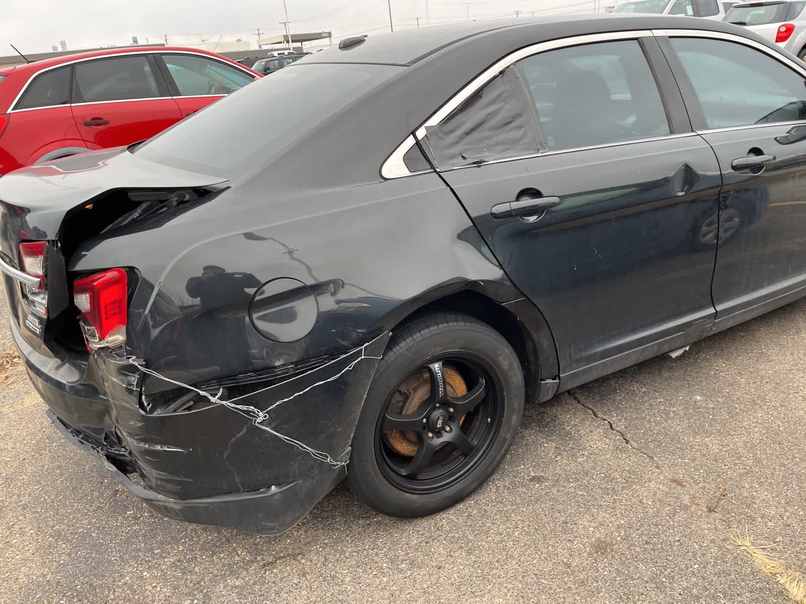 Thumbnail: 2014 Ford Taurus - 17