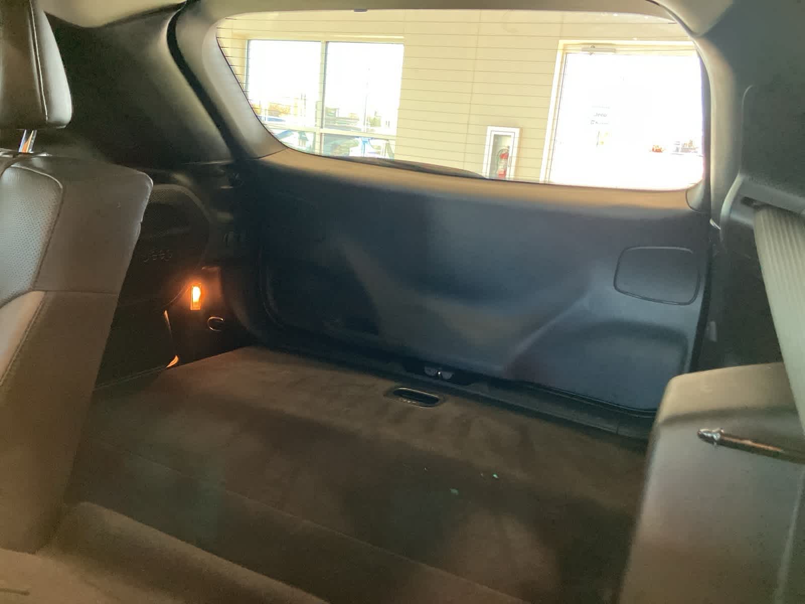 Thumbnail: 2020 Jeep Cherokee - 30