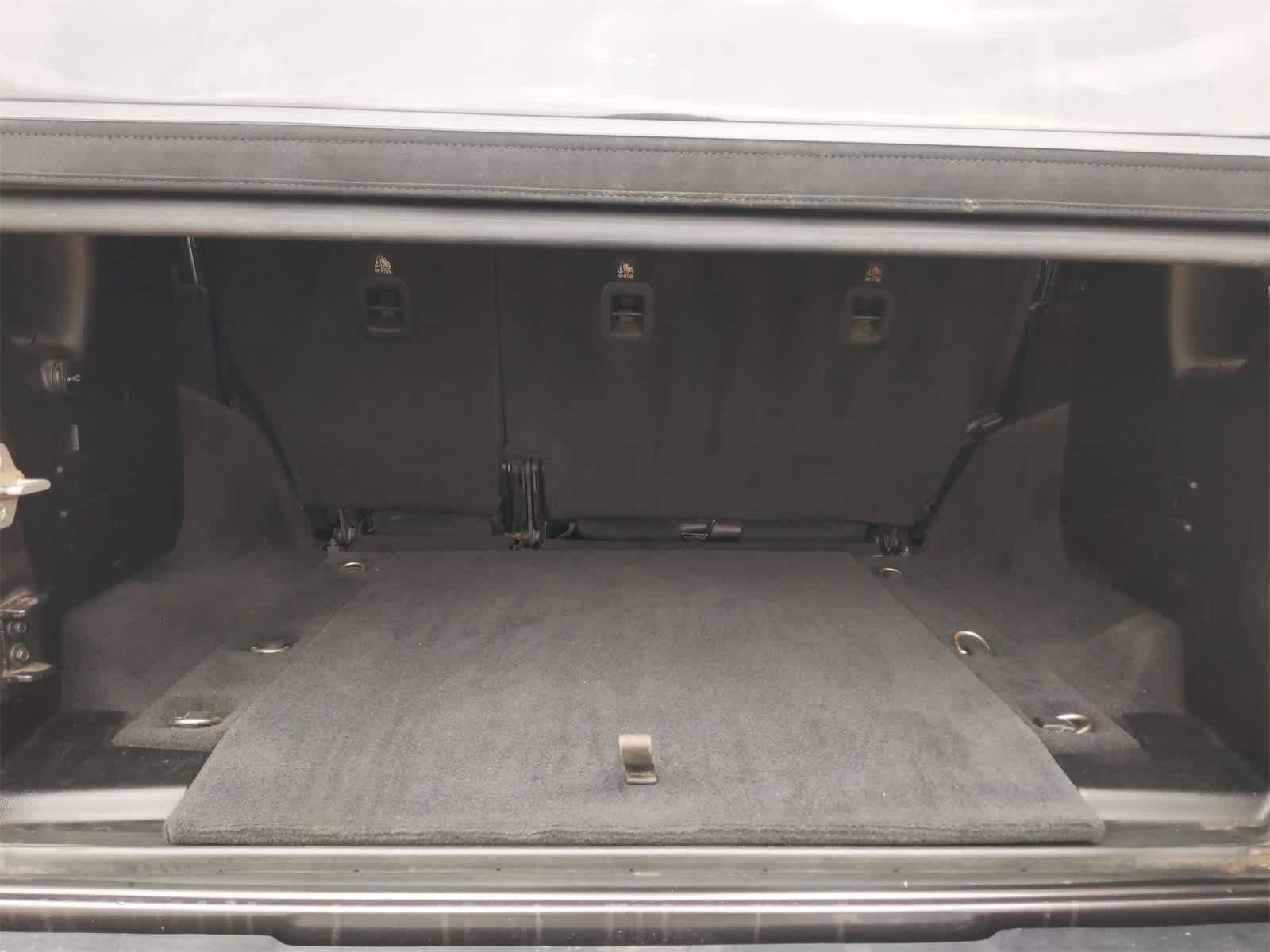 2019 Jeep Wrangler Unlimited Sahara 31