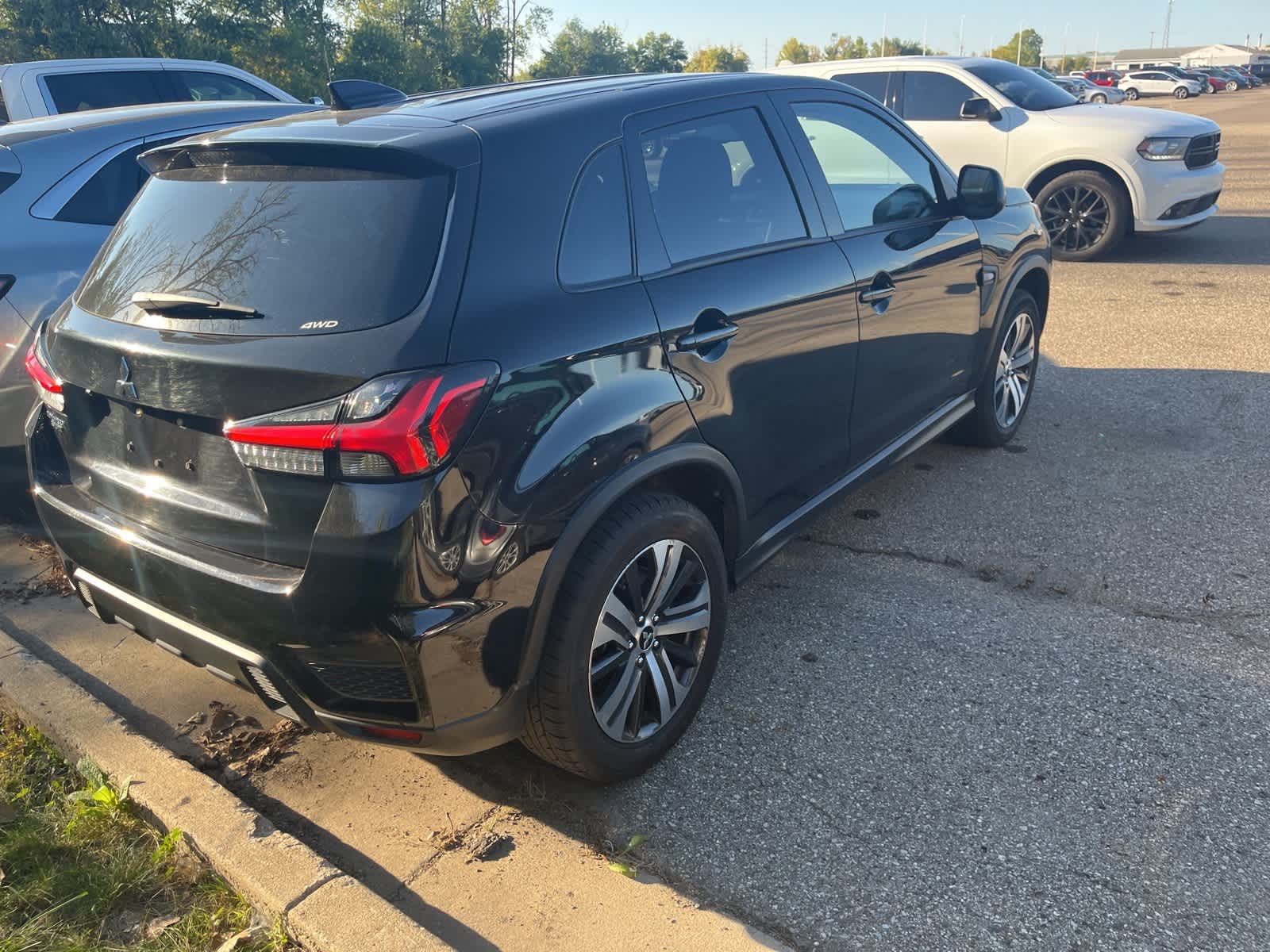 Thumbnail: 2024 Mitsubishi Outlander Sport - 13