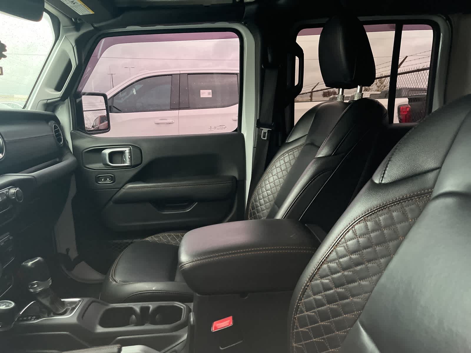 Thumbnail: 2021 Jeep Wrangler - 21