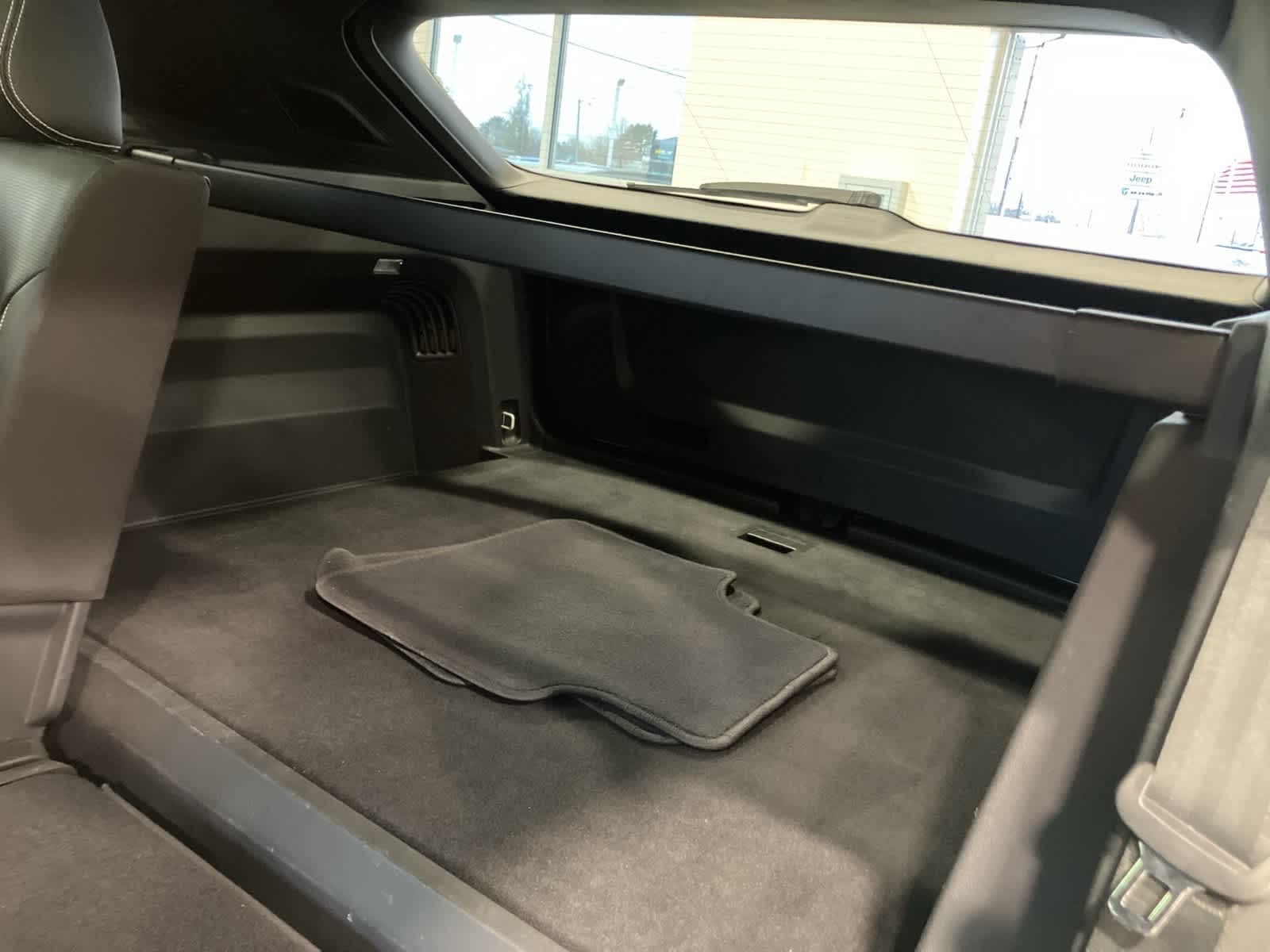 Thumbnail: 2023 Volkswagen Atlas - 31