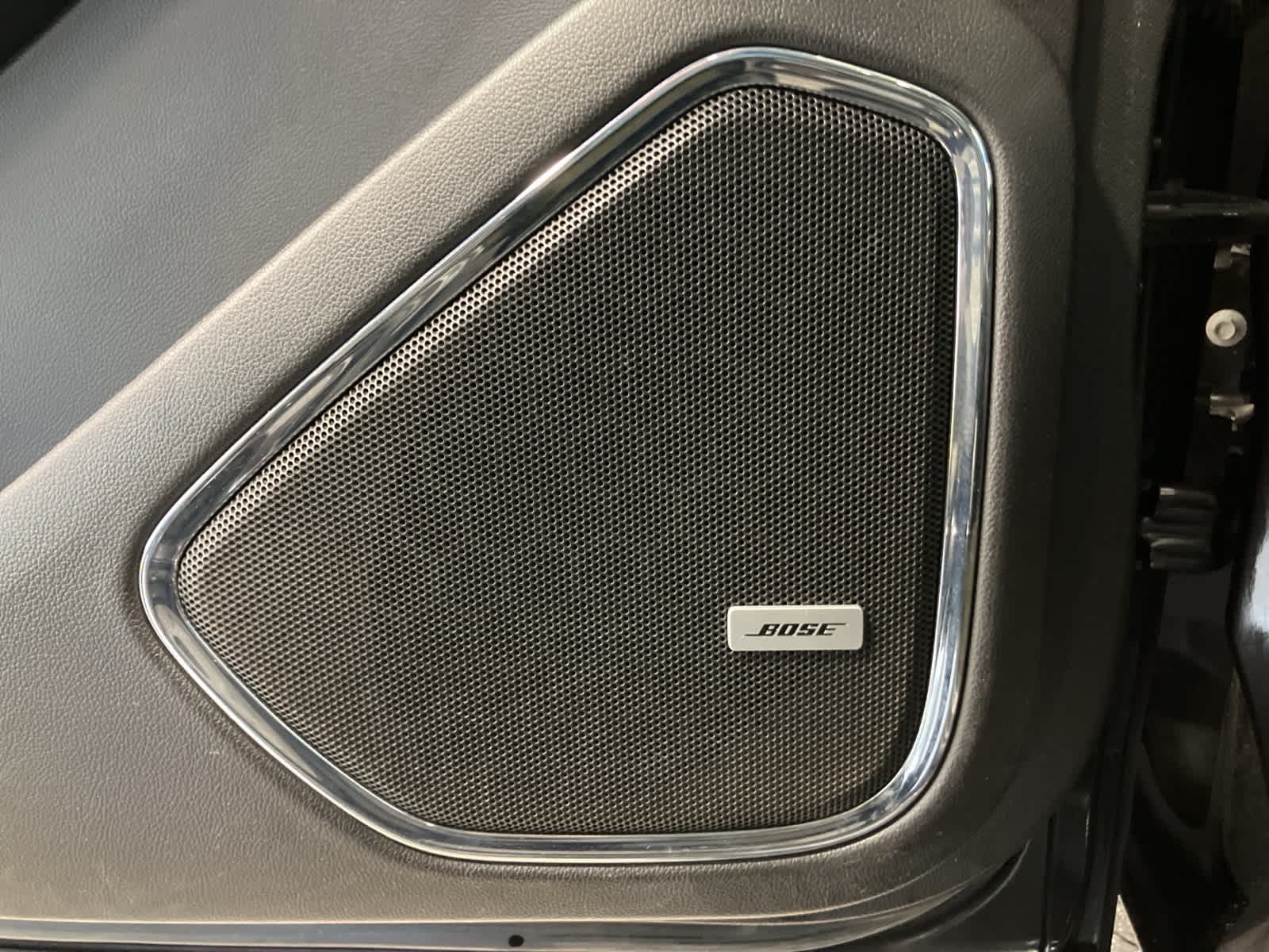 Thumbnail: 2015 Chevrolet Tahoe - 14