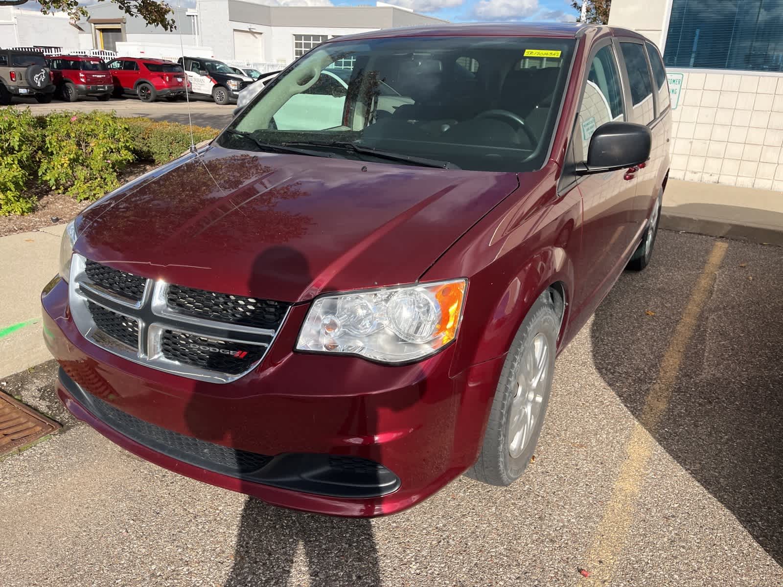 Thumbnail: 2018 Dodge Grand Caravan - 3
