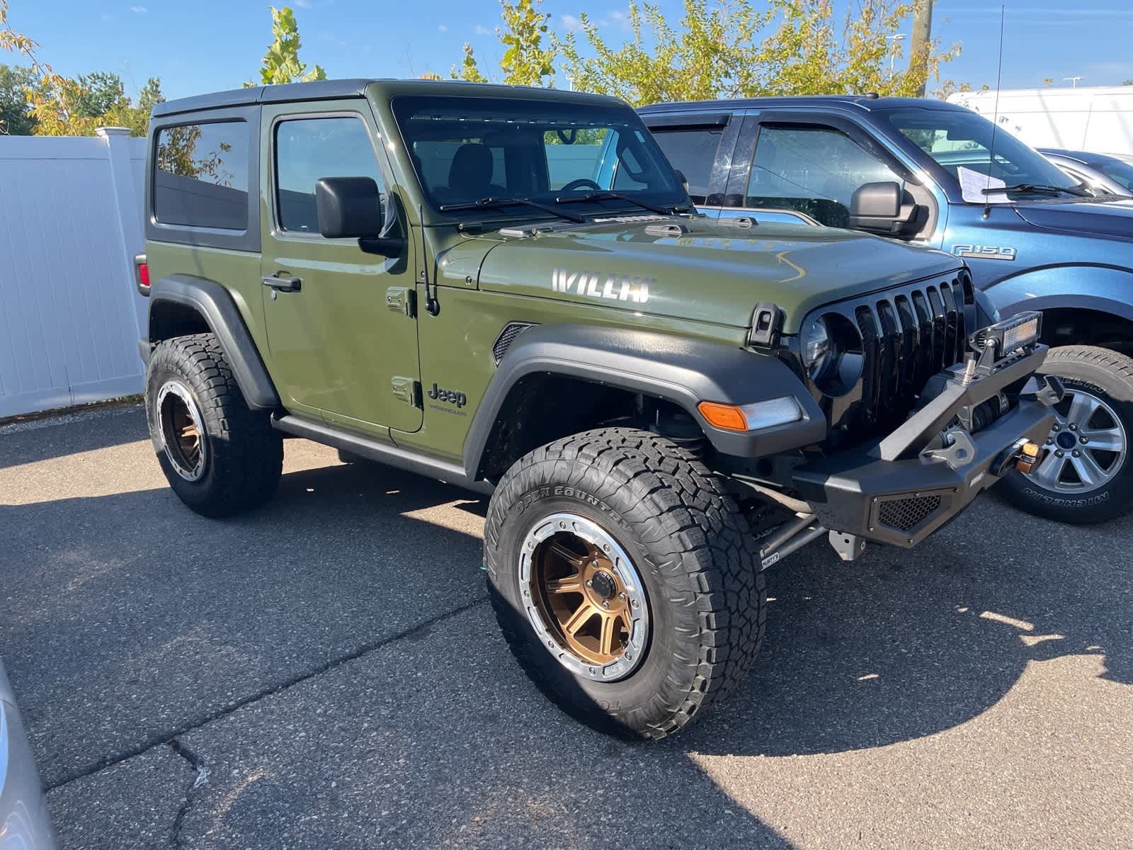 Thumbnail: 2020 Jeep Wrangler - 18
