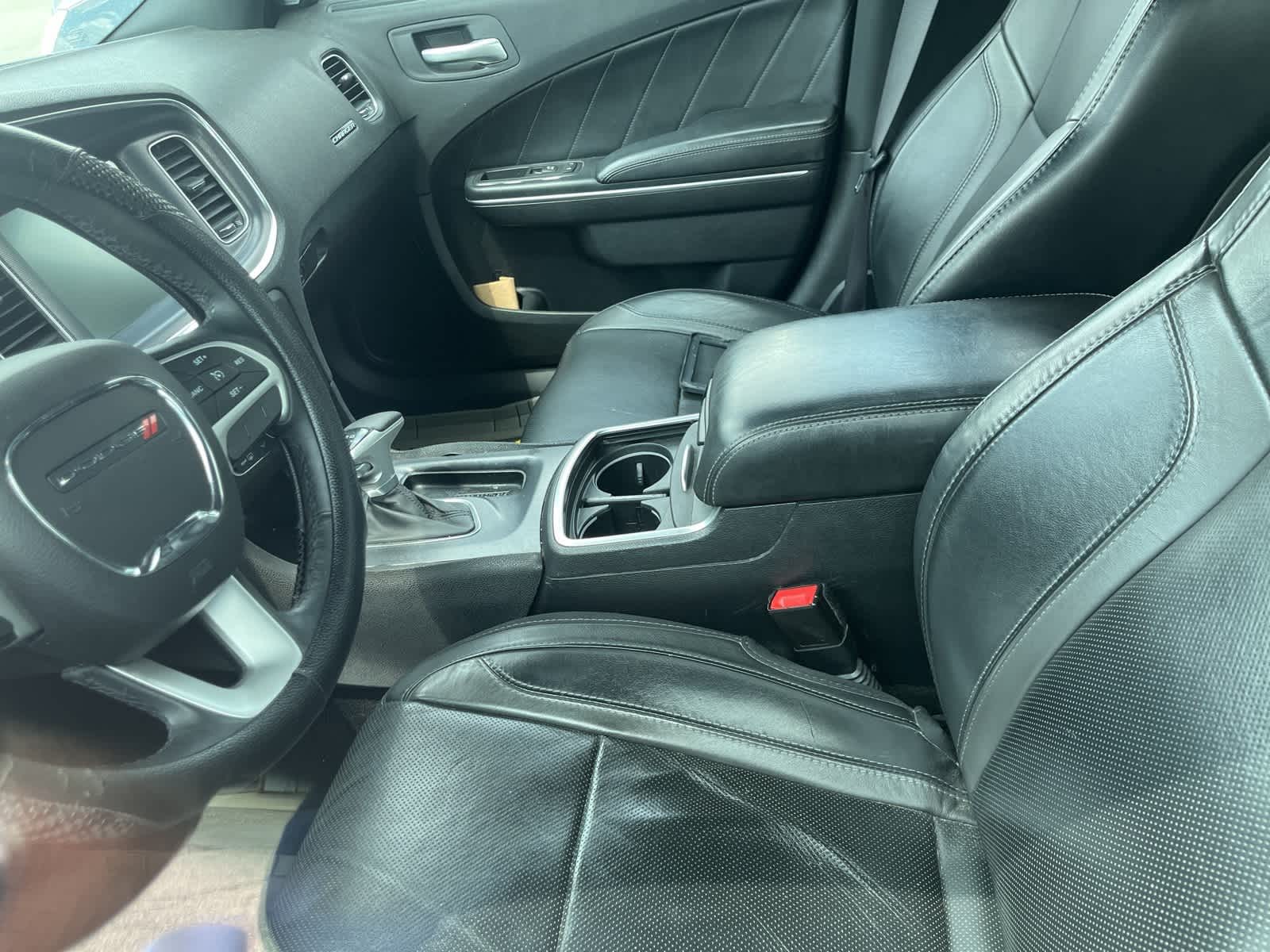 2015 Dodge Charger SXT 23