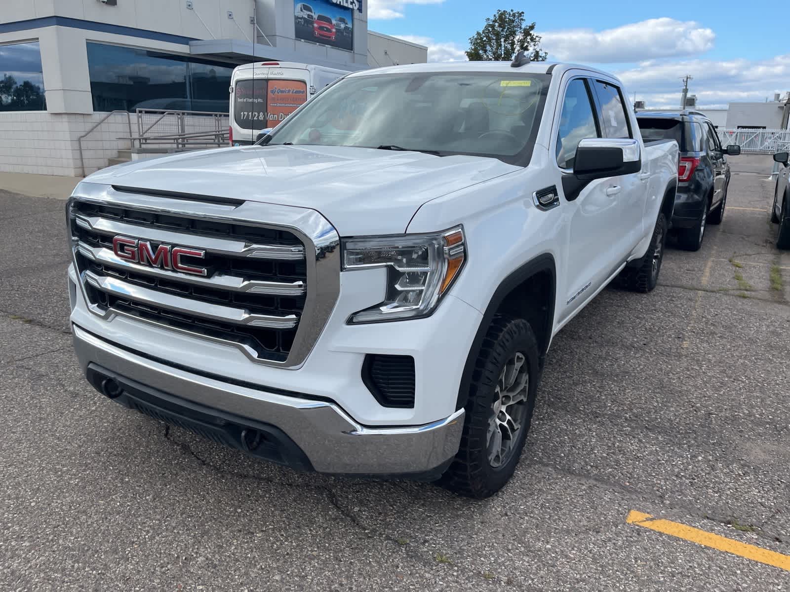 Thumbnail: 2020 GMC Sierra 1500 - 2