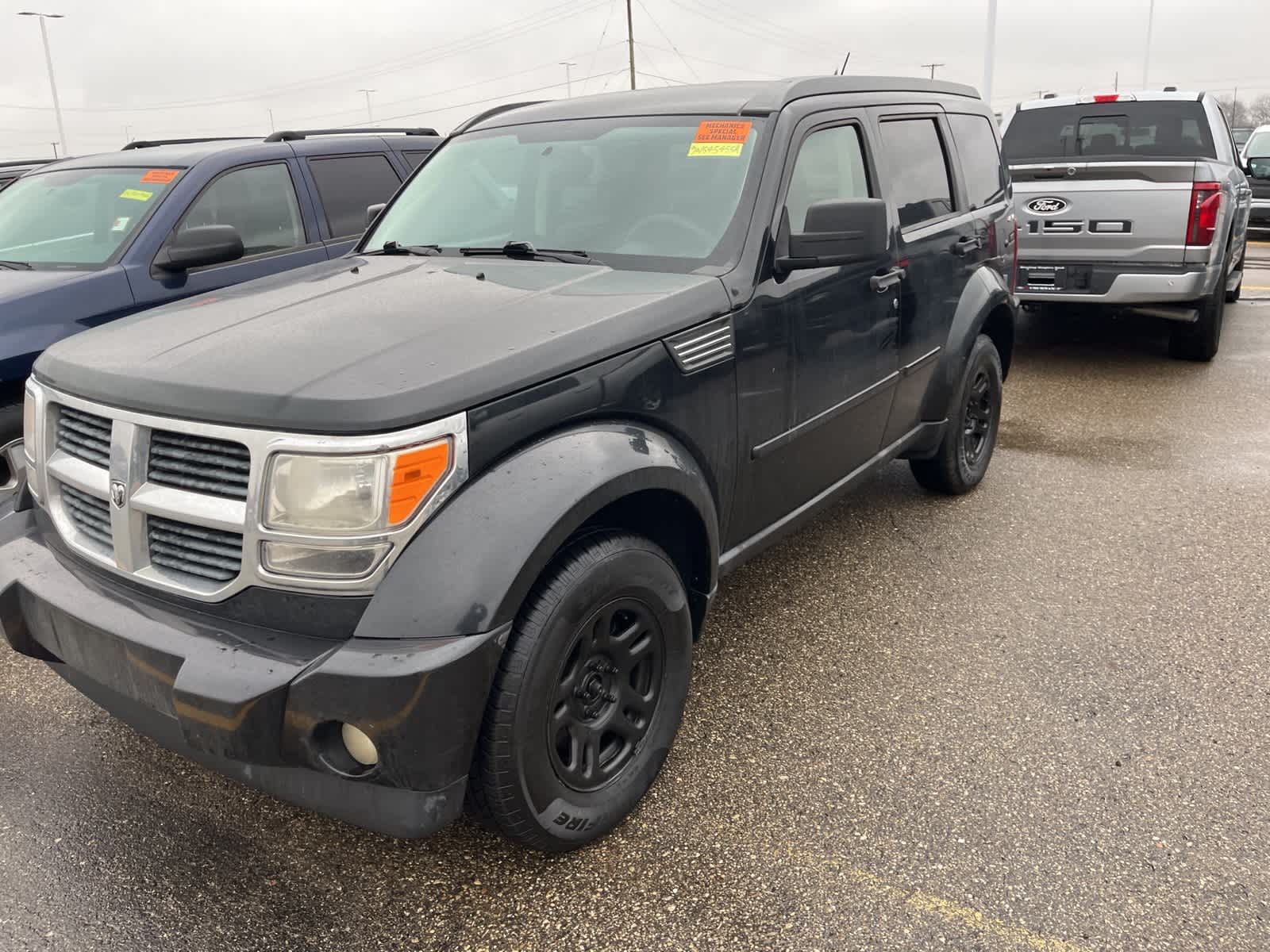 Thumbnail: 2009 Dodge Nitro - 4
