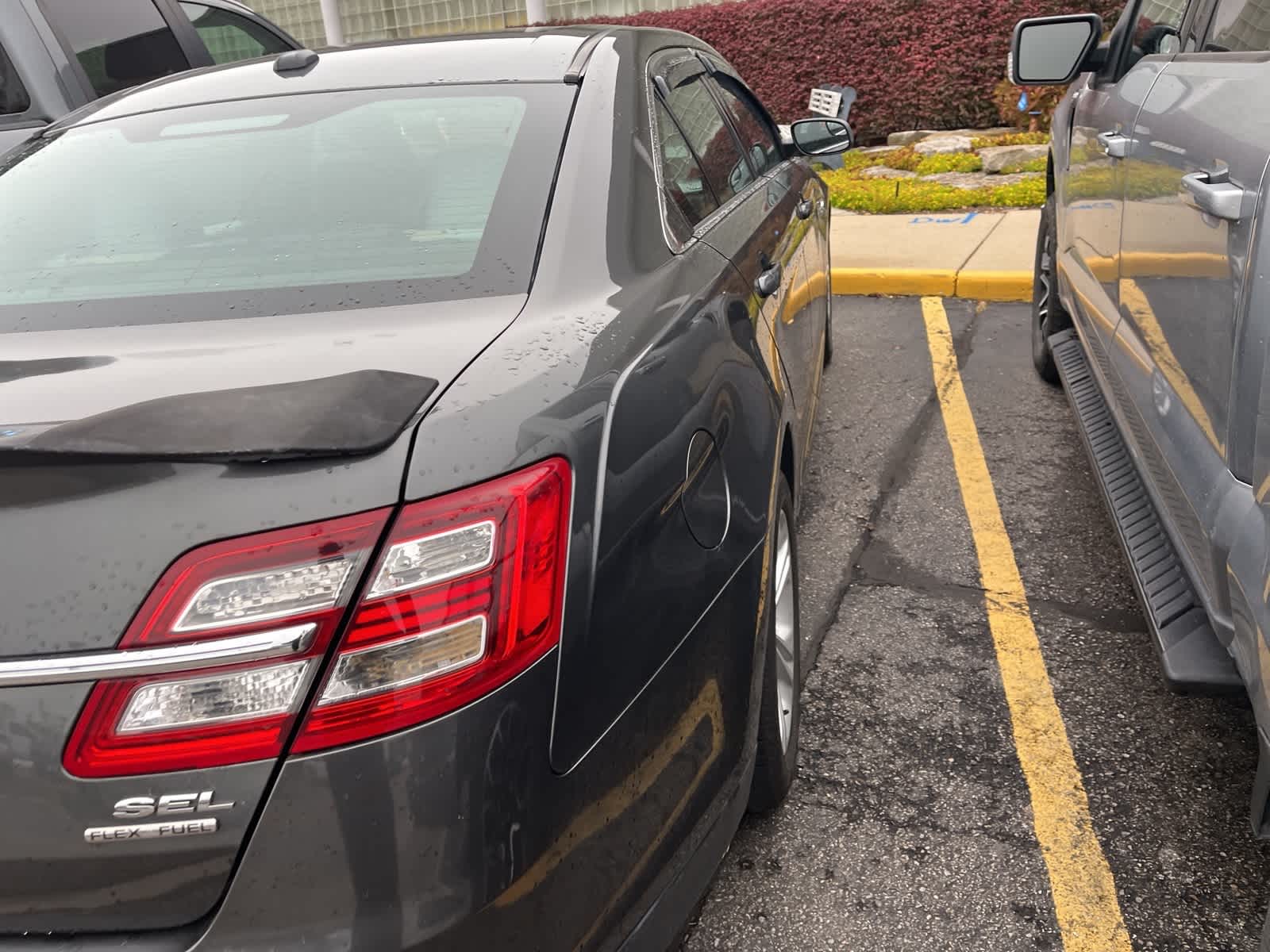 Thumbnail: 2017 Ford Taurus - 16