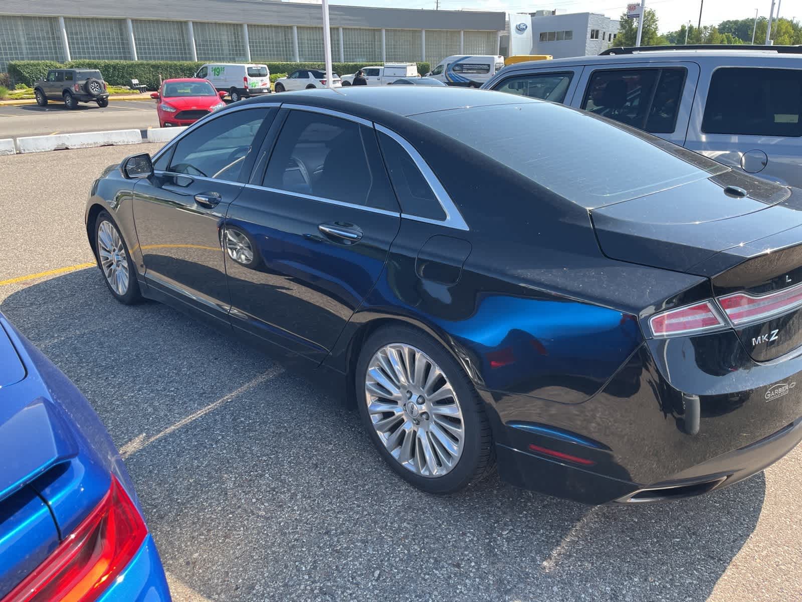 Thumbnail: 2016 Lincoln MKZ - 8
