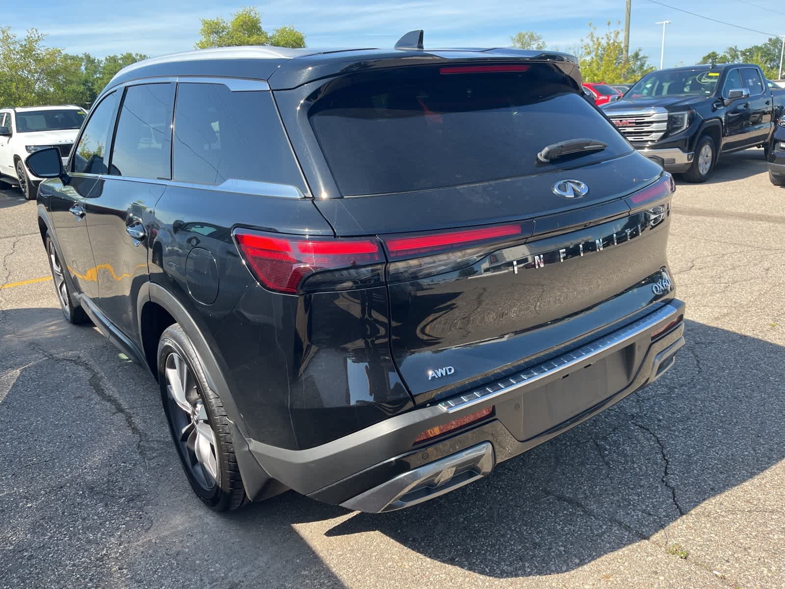 Thumbnail: 2022 INFINITI QX60 - 9