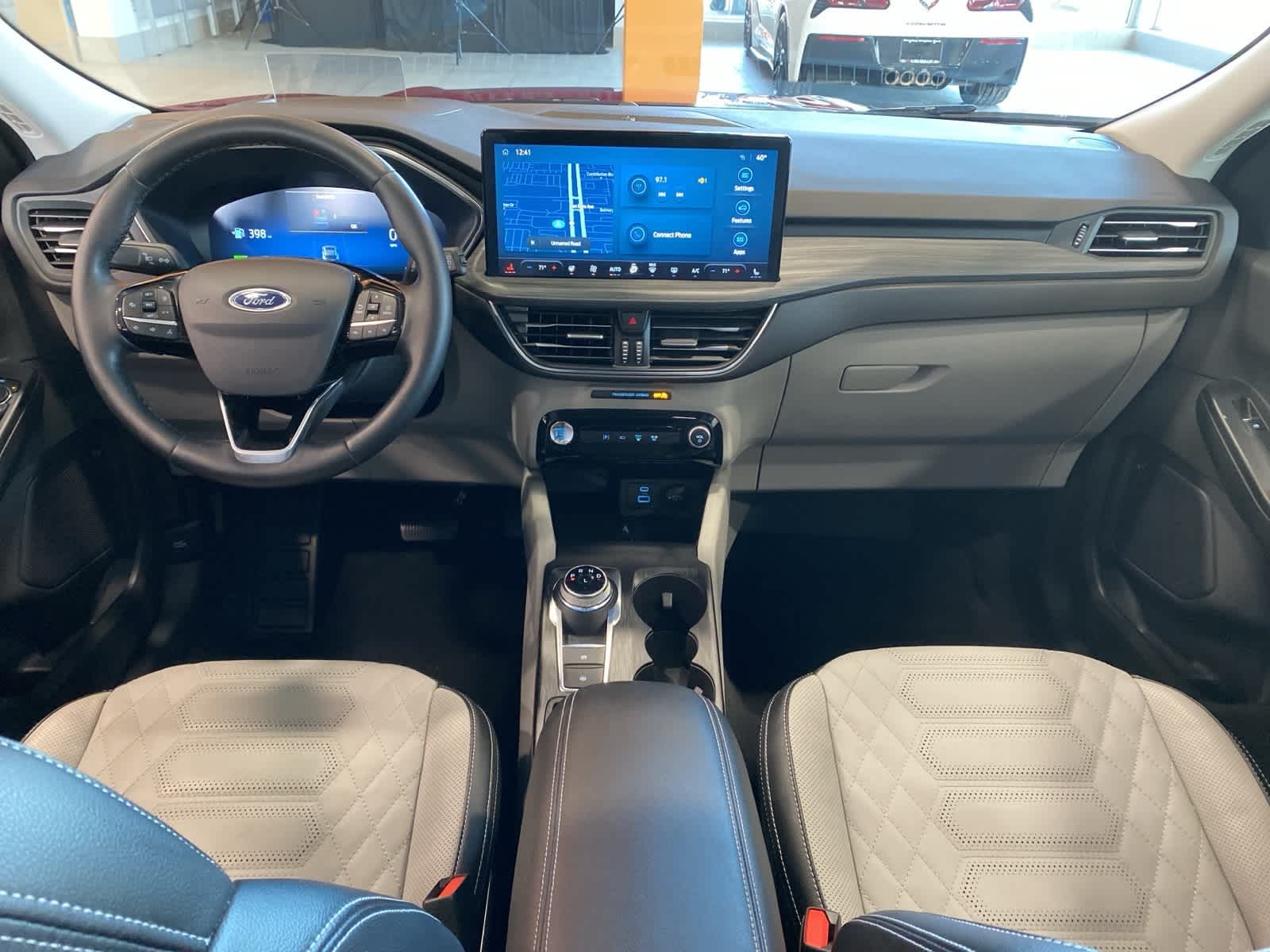 Thumbnail: 2023 Ford Escape - 14