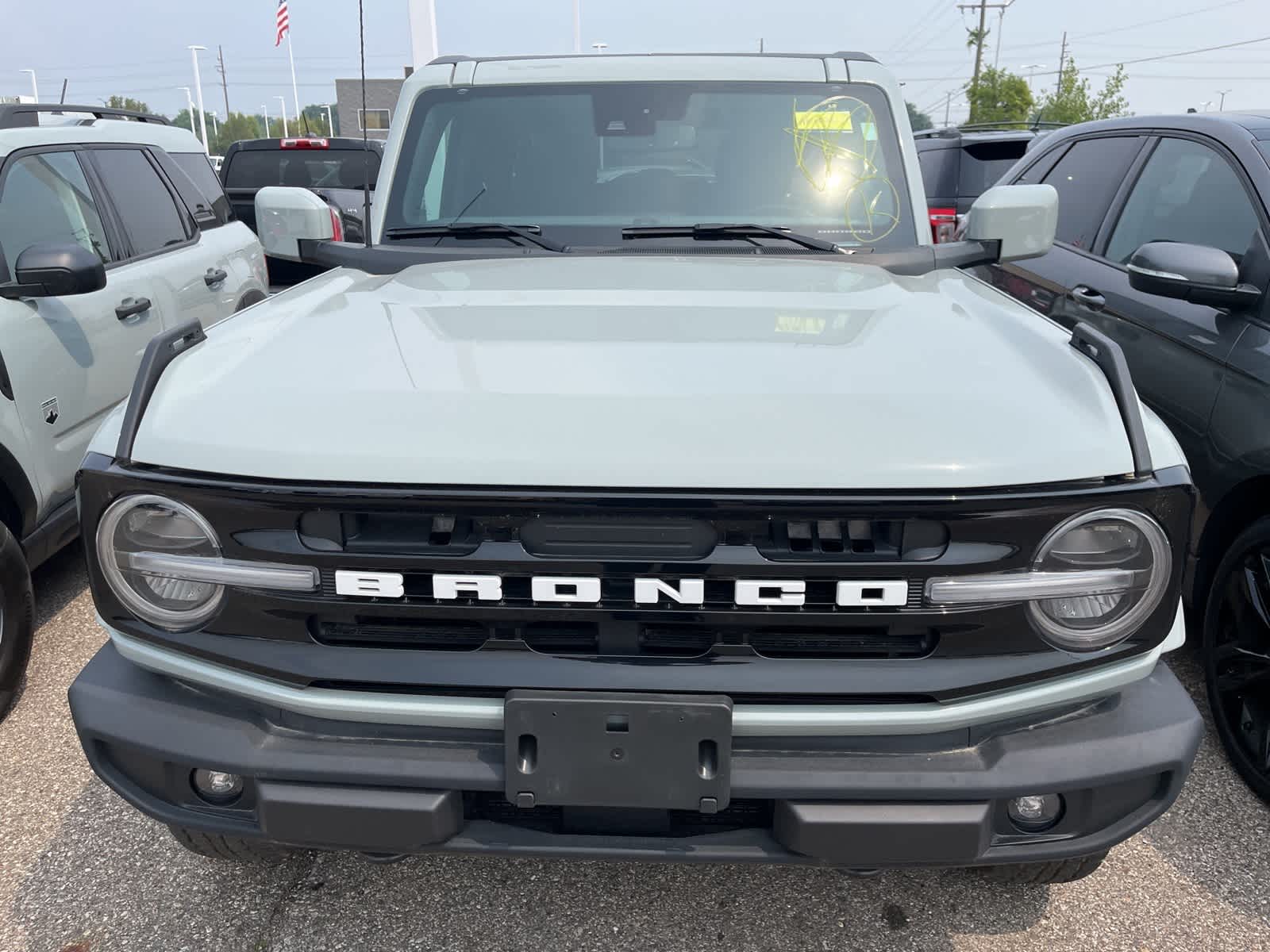 Thumbnail: 2022 Ford Bronco - 21