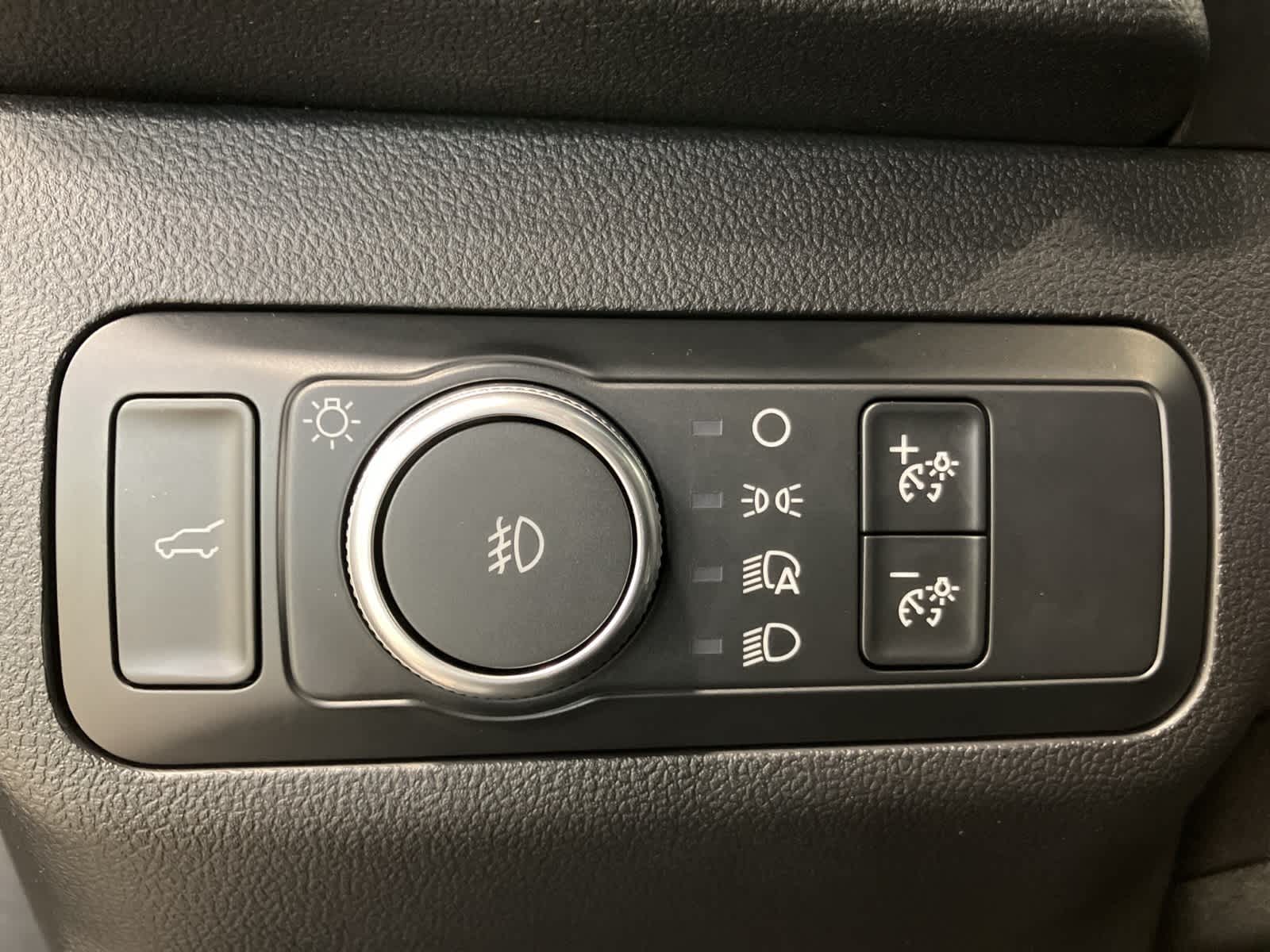 Thumbnail: 2020 Ford Escape - 15