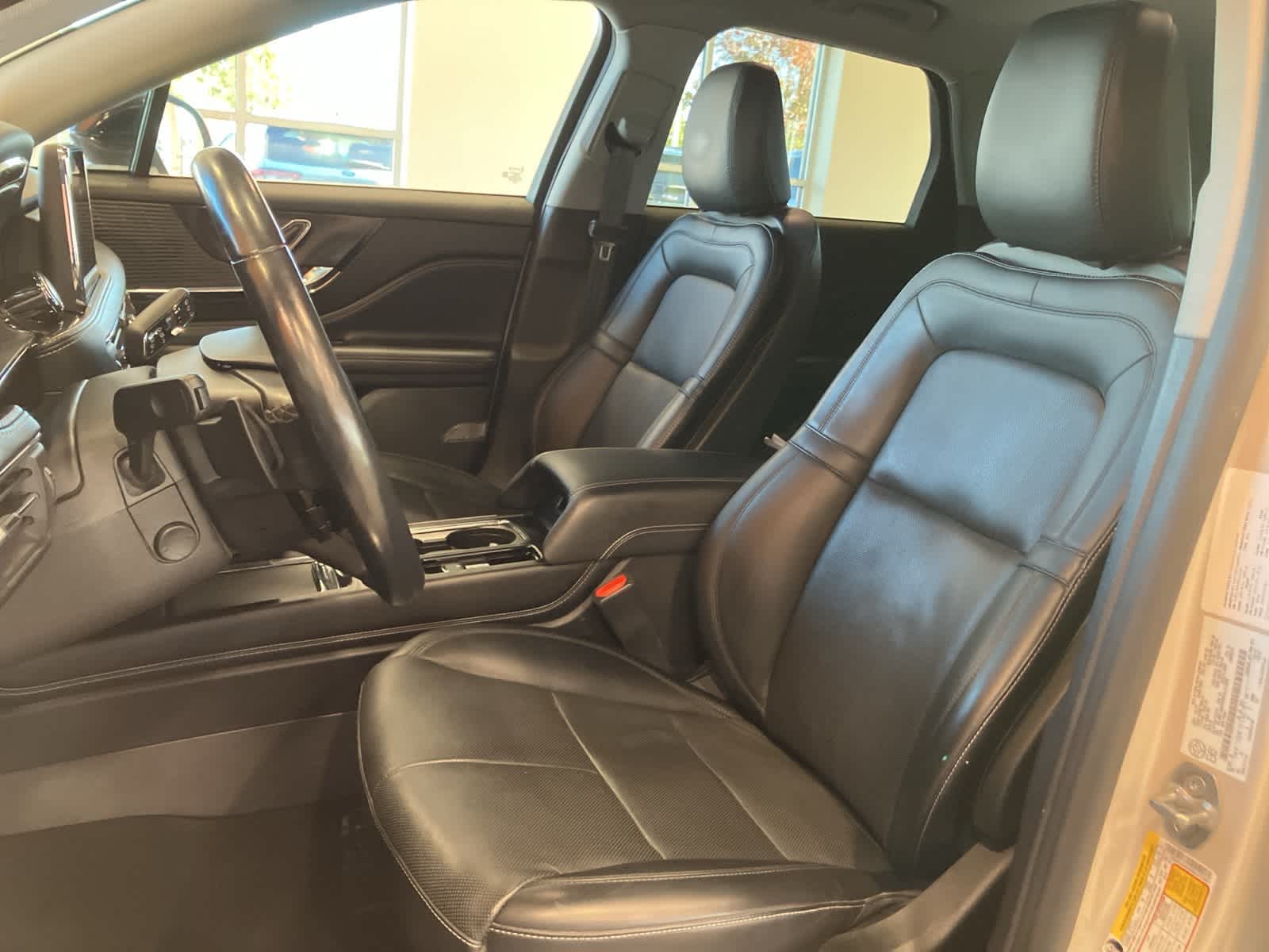 Thumbnail: 2022 Lincoln Corsair - 11