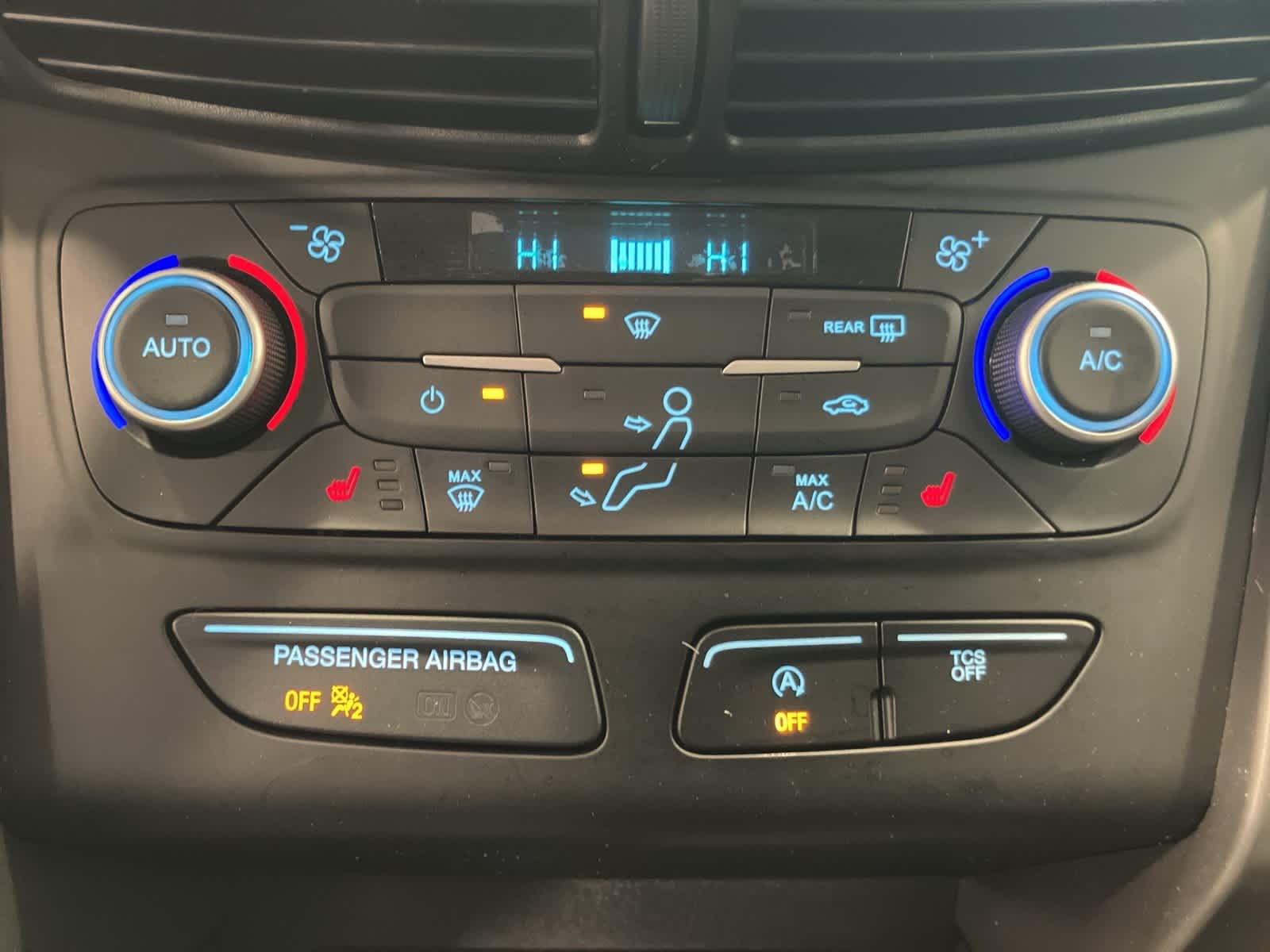 Thumbnail: 2019 Ford Escape - 18