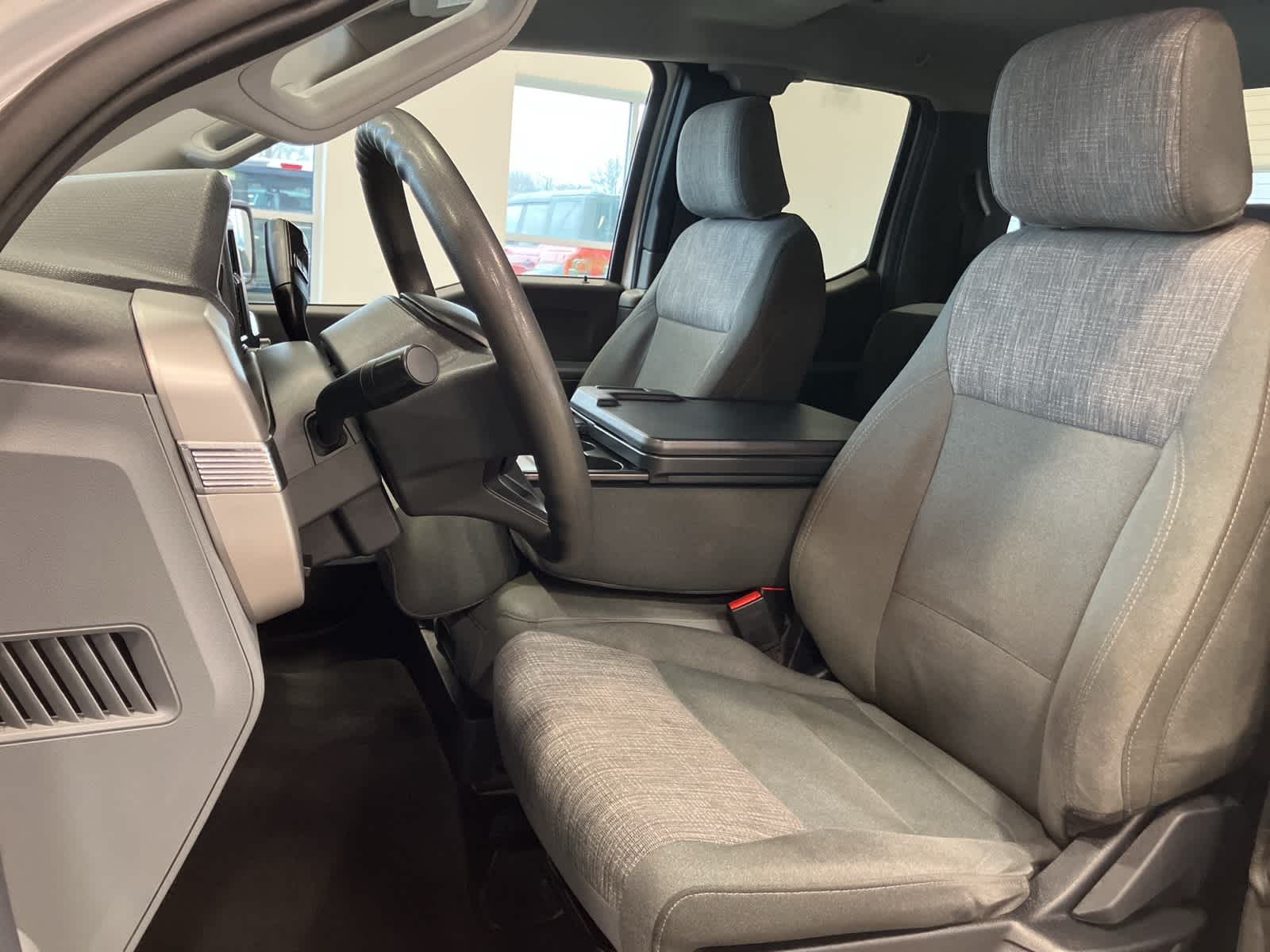 Thumbnail: 2022 Ford F-150 - 10