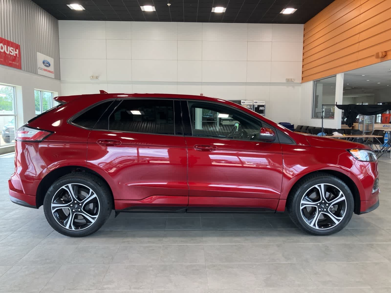 Thumbnail: 2019 Ford Edge - 4