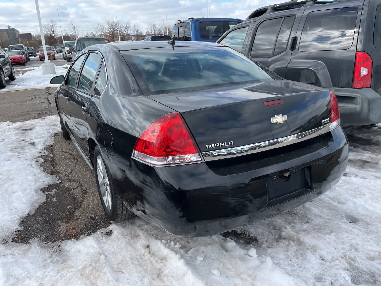 Thumbnail: 2011 Chevrolet Impala - 9