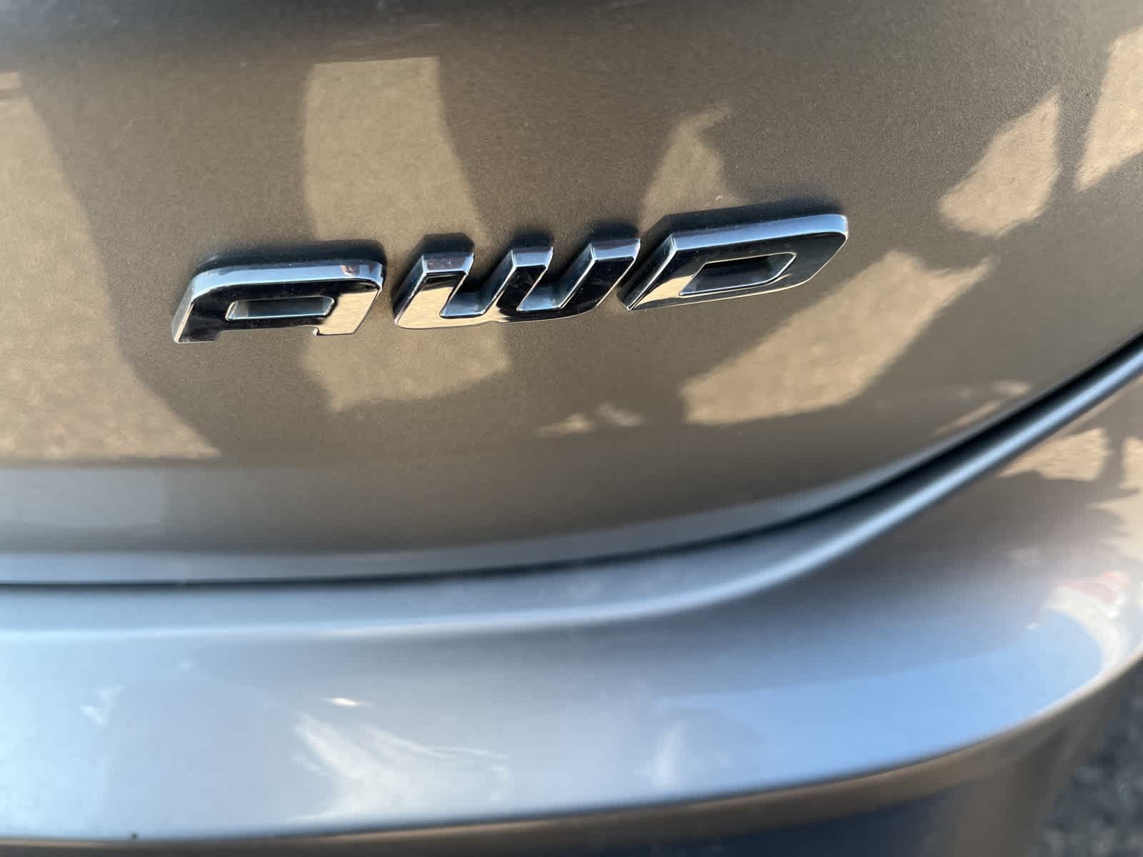 2024 Ford Edge Titanium 12