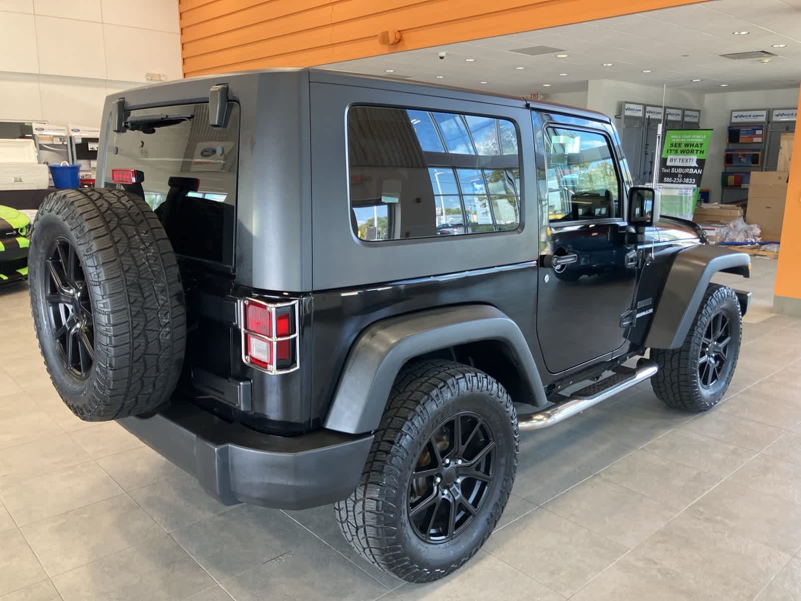 Thumbnail: 2010 Jeep Wrangler - 6