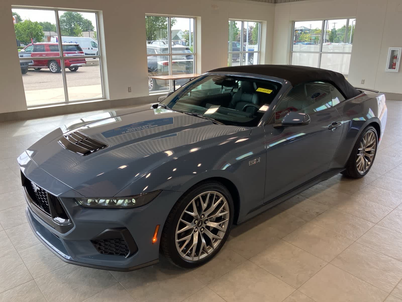 Thumbnail: 2025 Ford Mustang - 25