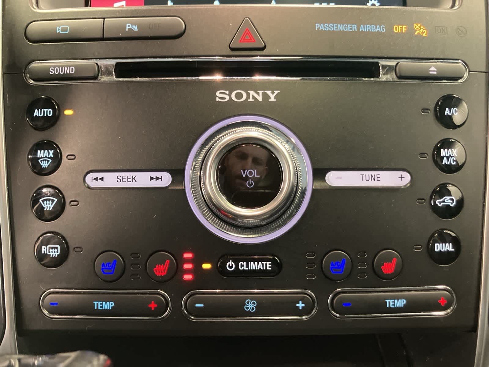 Thumbnail: 2018 Ford Explorer - 23