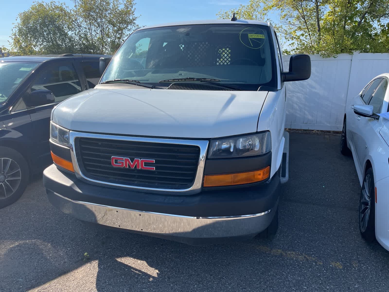 Thumbnail: 2023 GMC Savana - 3