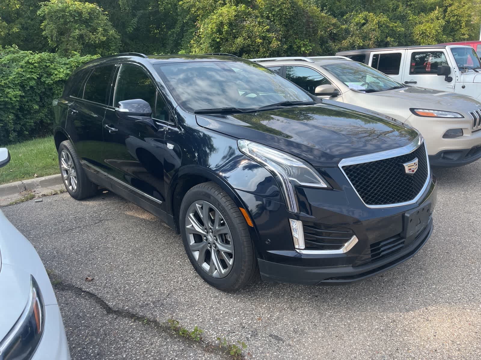 Thumbnail: 2021 Cadillac XT5 - 17