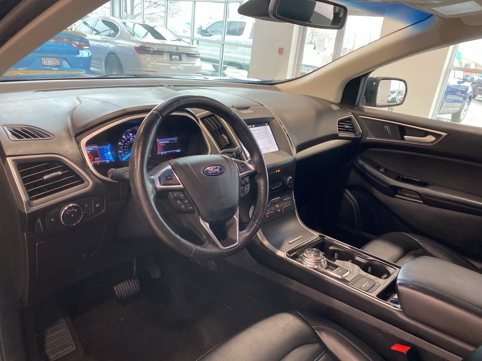 Thumbnail: 2019 Ford Edge - 10