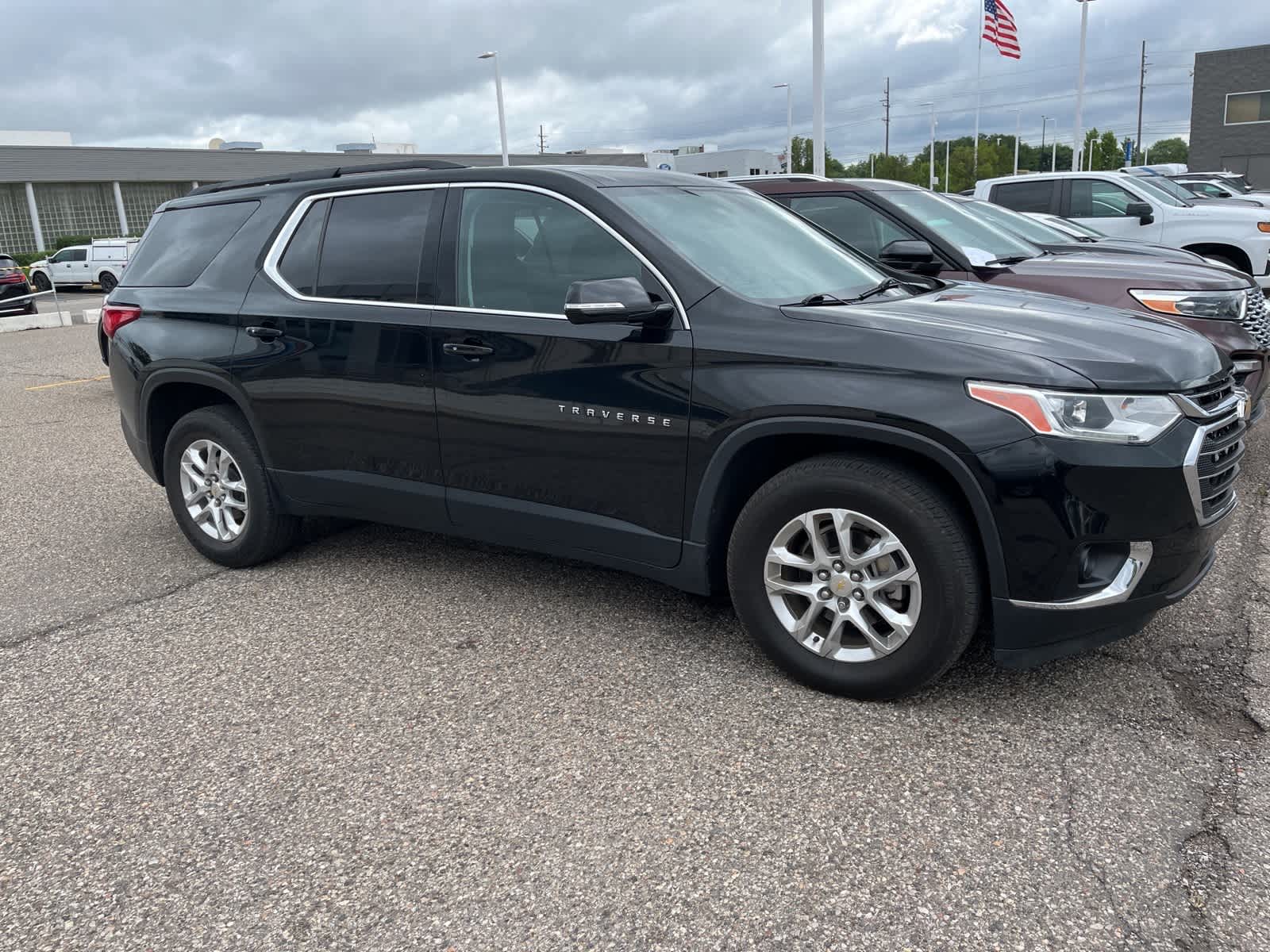 Thumbnail: 2019 Chevrolet Traverse - 16