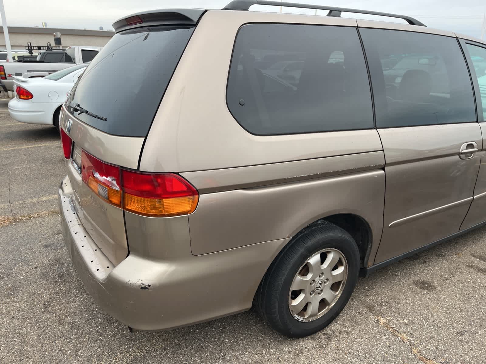 Thumbnail: 2004 Honda Odyssey - 13