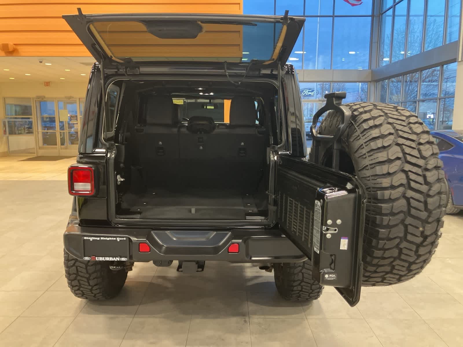 Thumbnail: 2021 Jeep Wrangler - 28