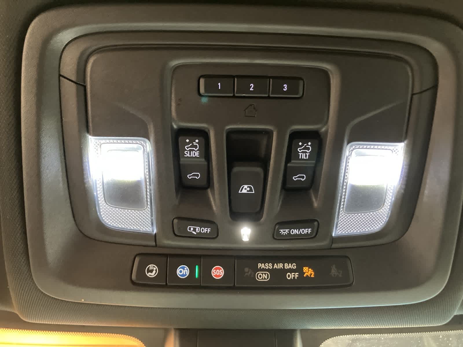 Thumbnail: 2022 Chevrolet Silverado 2500 - 27